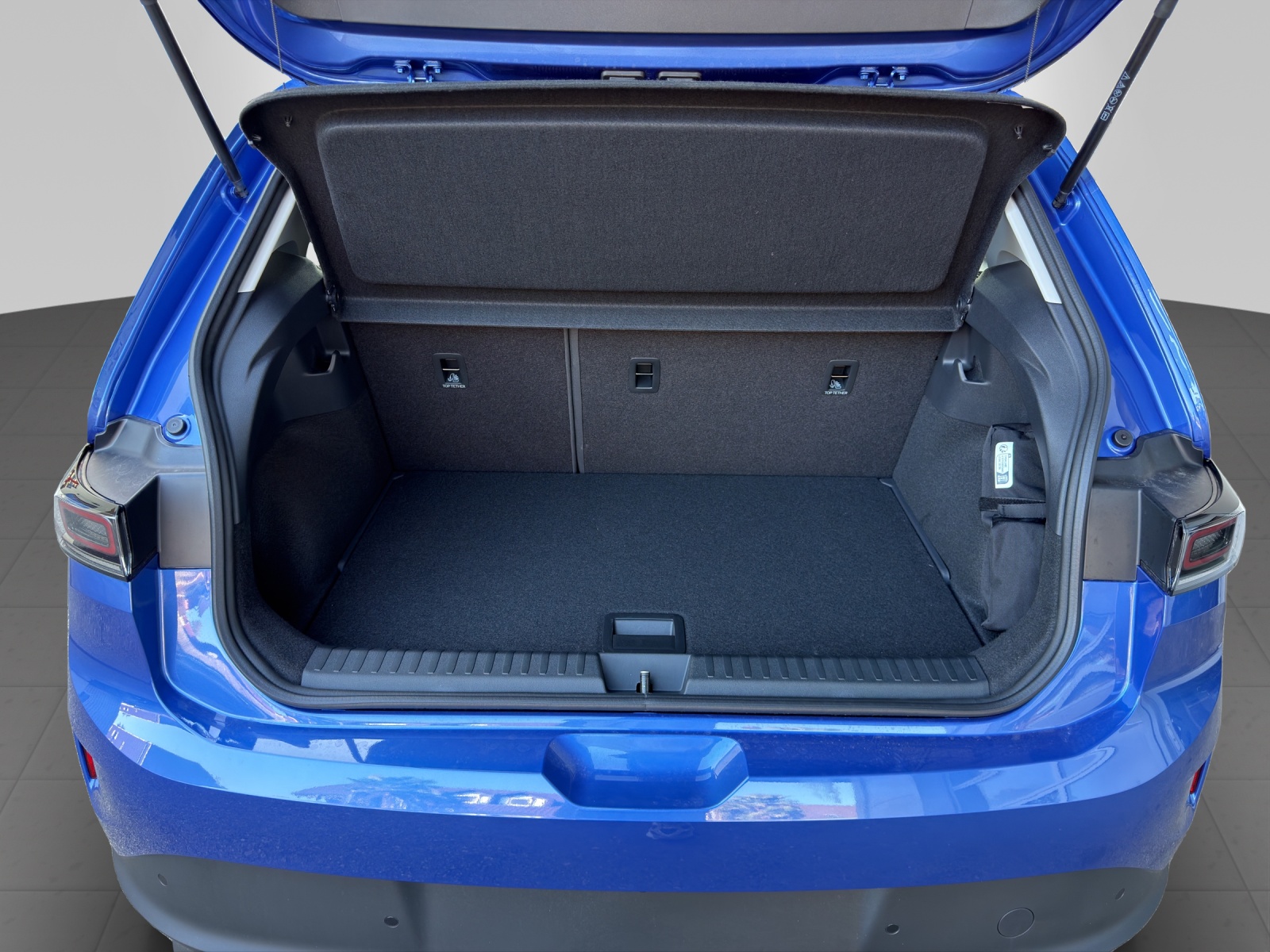 VW ID.Polo 52 kWh Life Edition One-image-11