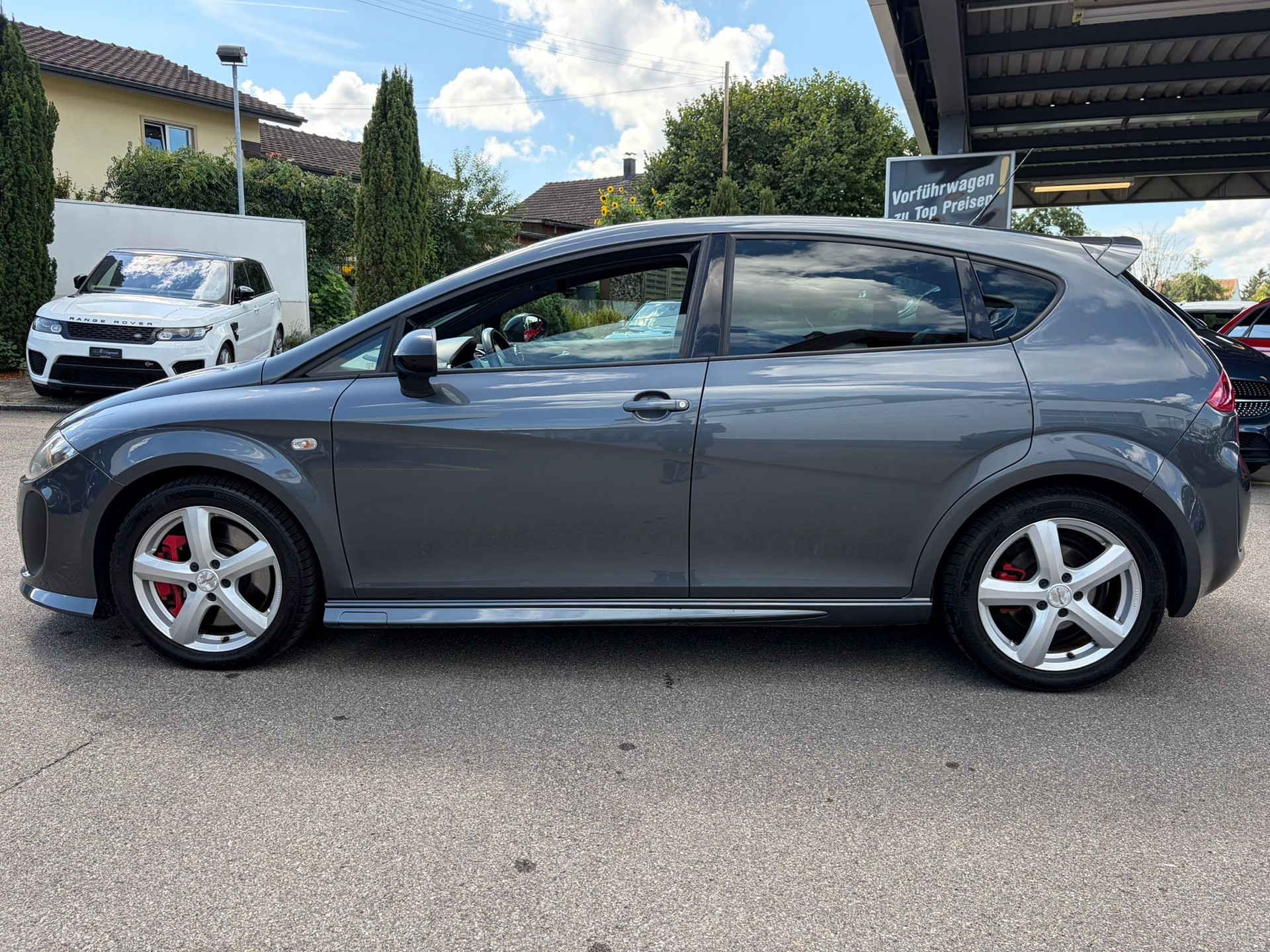 SEAT Leon 2.0 TSI Cupra R-image-3