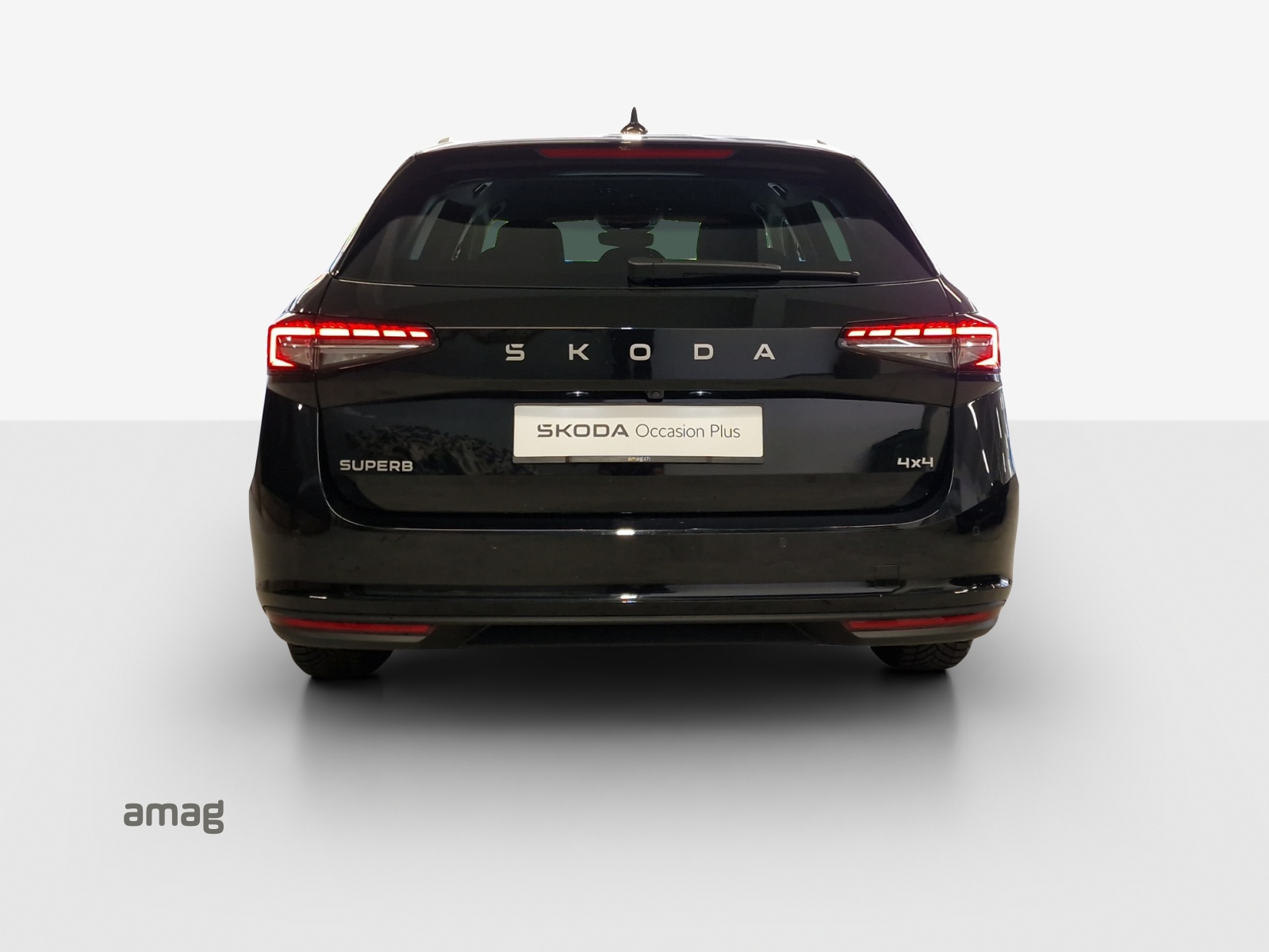 SKODA Superb Combi 2.0 TDi Selection 4x4 DSG-image-3
