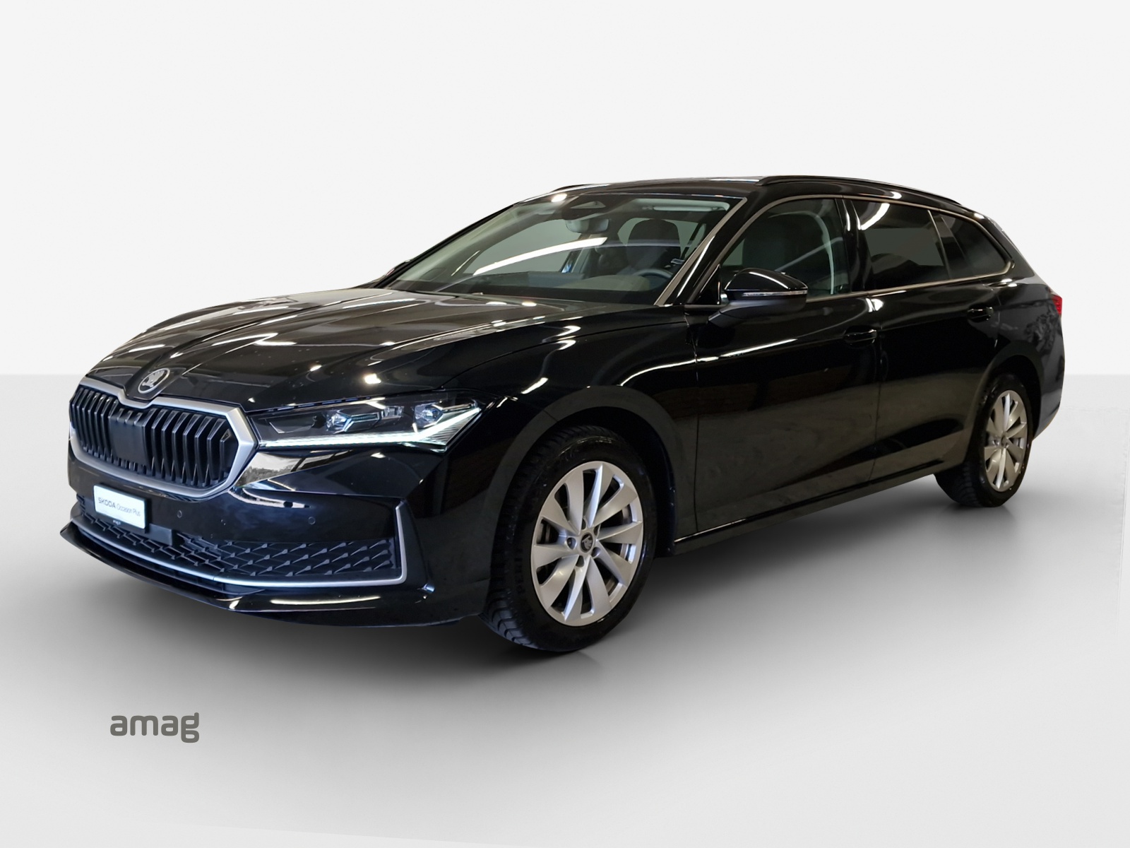 SKODA Superb Combi 2.0 TDi Selection 4x4 DSG-image-0