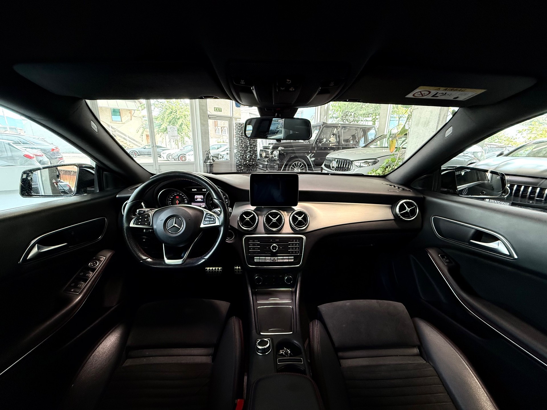 MERCEDES-BENZ CLA Shooting Br 200 d Swiss Star AMG Line 4M-image-12