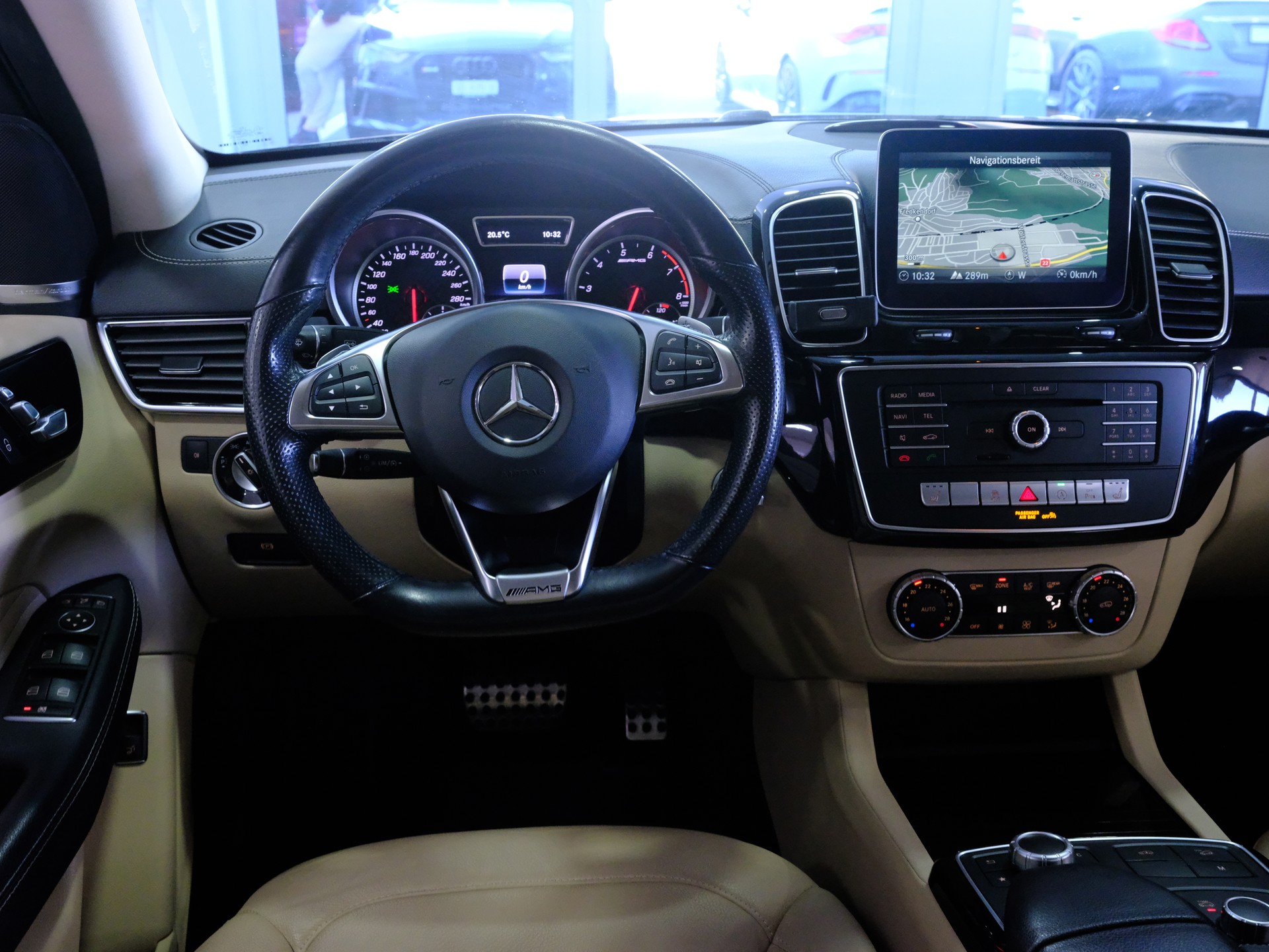 MERCEDES-BENZ GLE Coupé 43 AMG 4Matic 9G-Tronic-image-10
