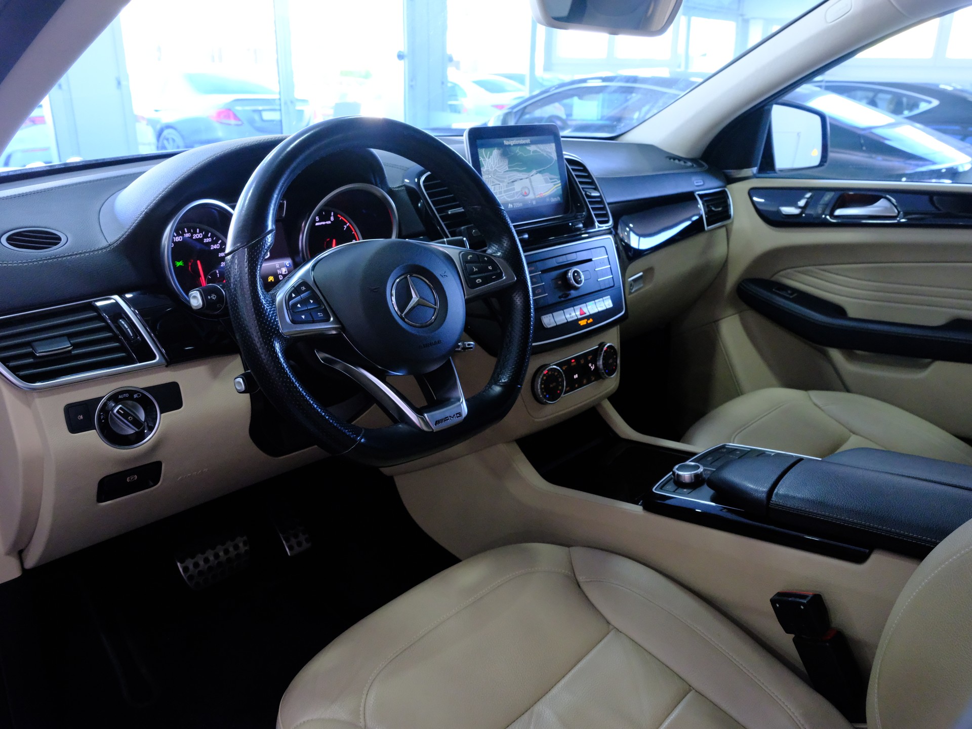MERCEDES-BENZ GLE Coupé 43 AMG 4Matic 9G-Tronic-image-8