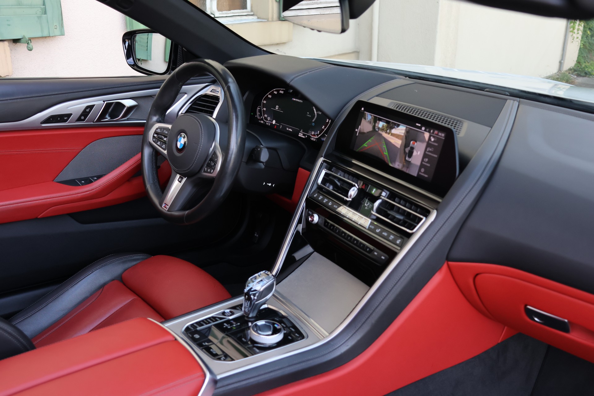 BMW M850i xDrive Steptronic Individual (CH)-image-11
