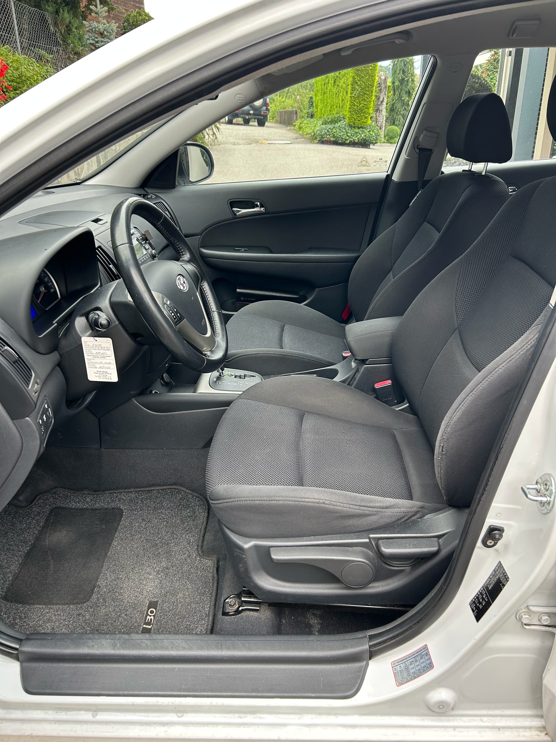HYUNDAI 1.6 Style-image-5