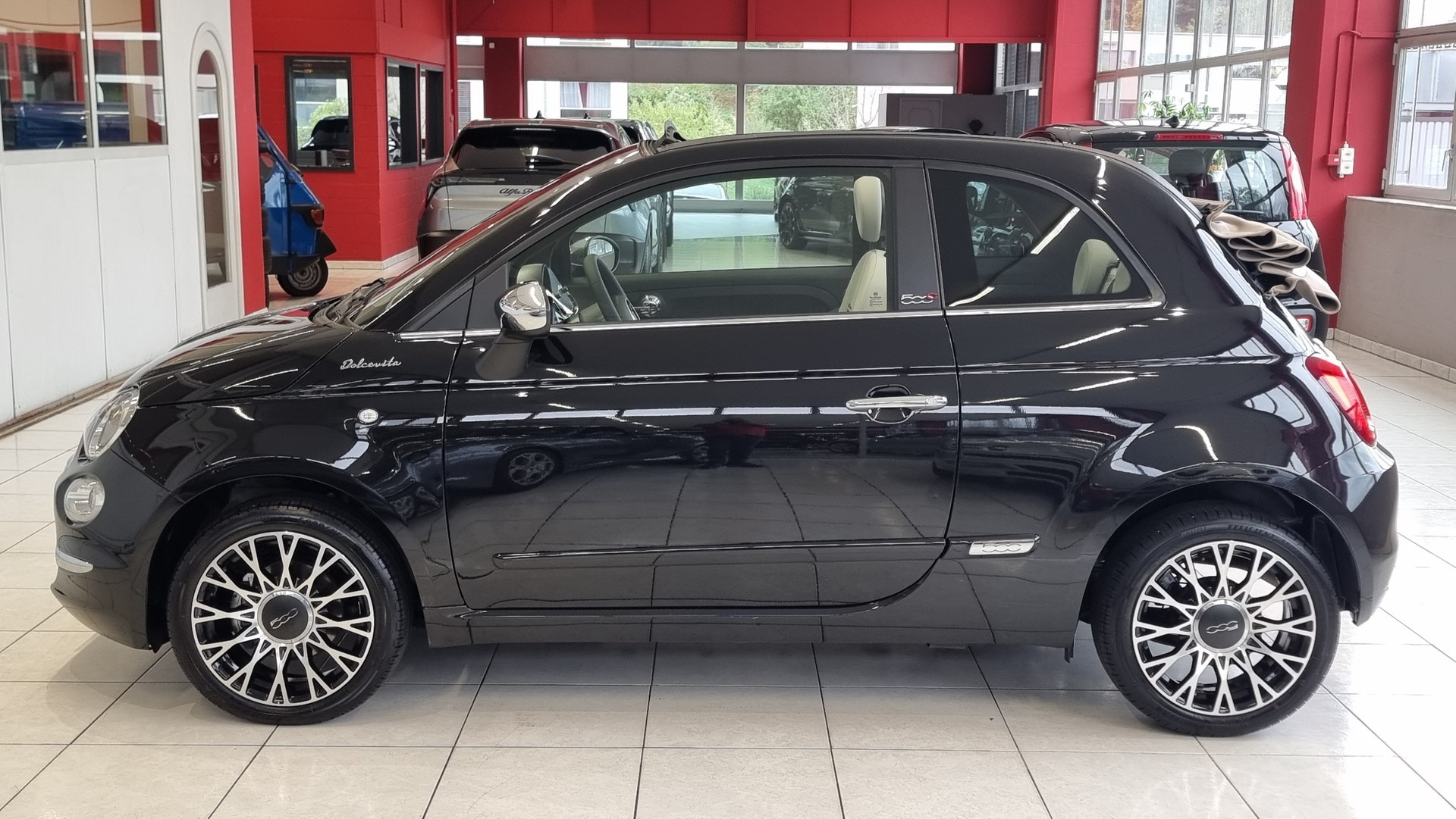 FIAT 500 C 1.0 Hybrid Dolcevita-image-5