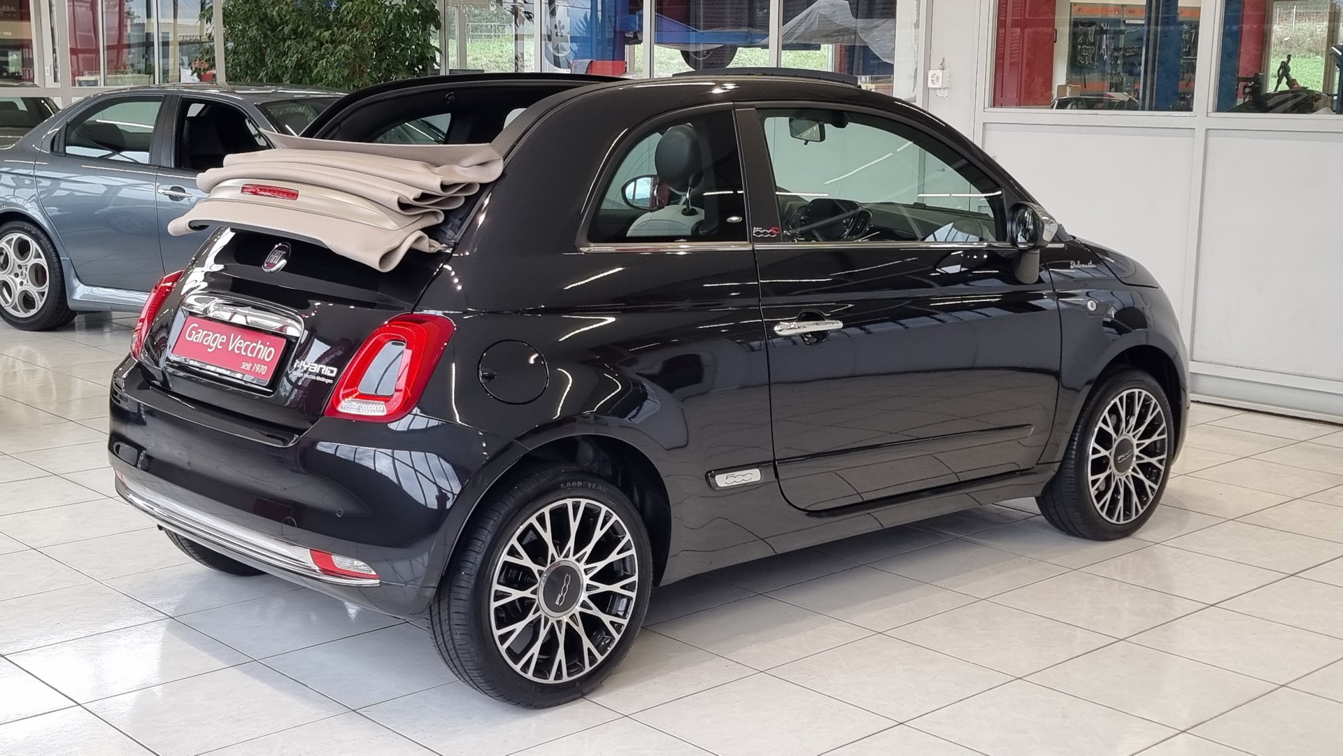 FIAT 500 C 1.0 Hybrid Dolcevita-image-7