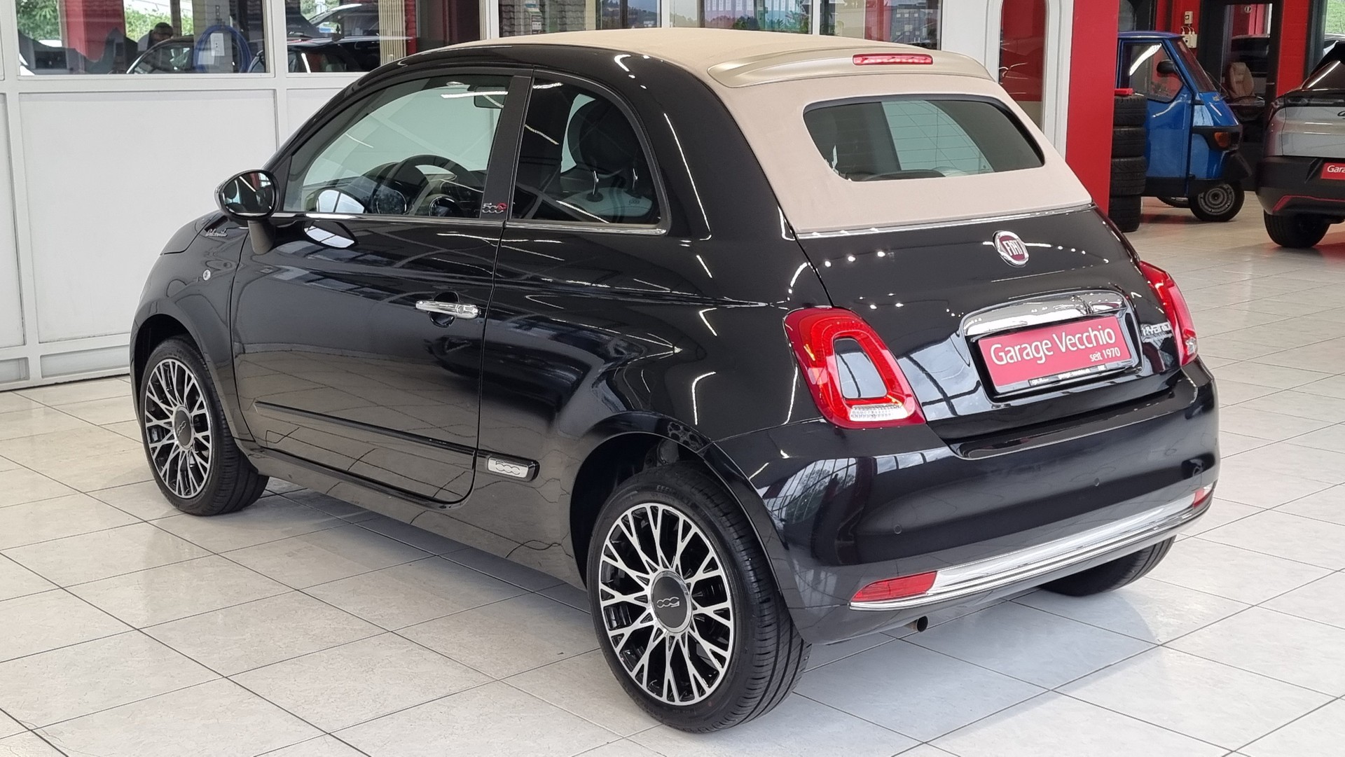 FIAT 500 C 1.0 Hybrid Dolcevita-image-2