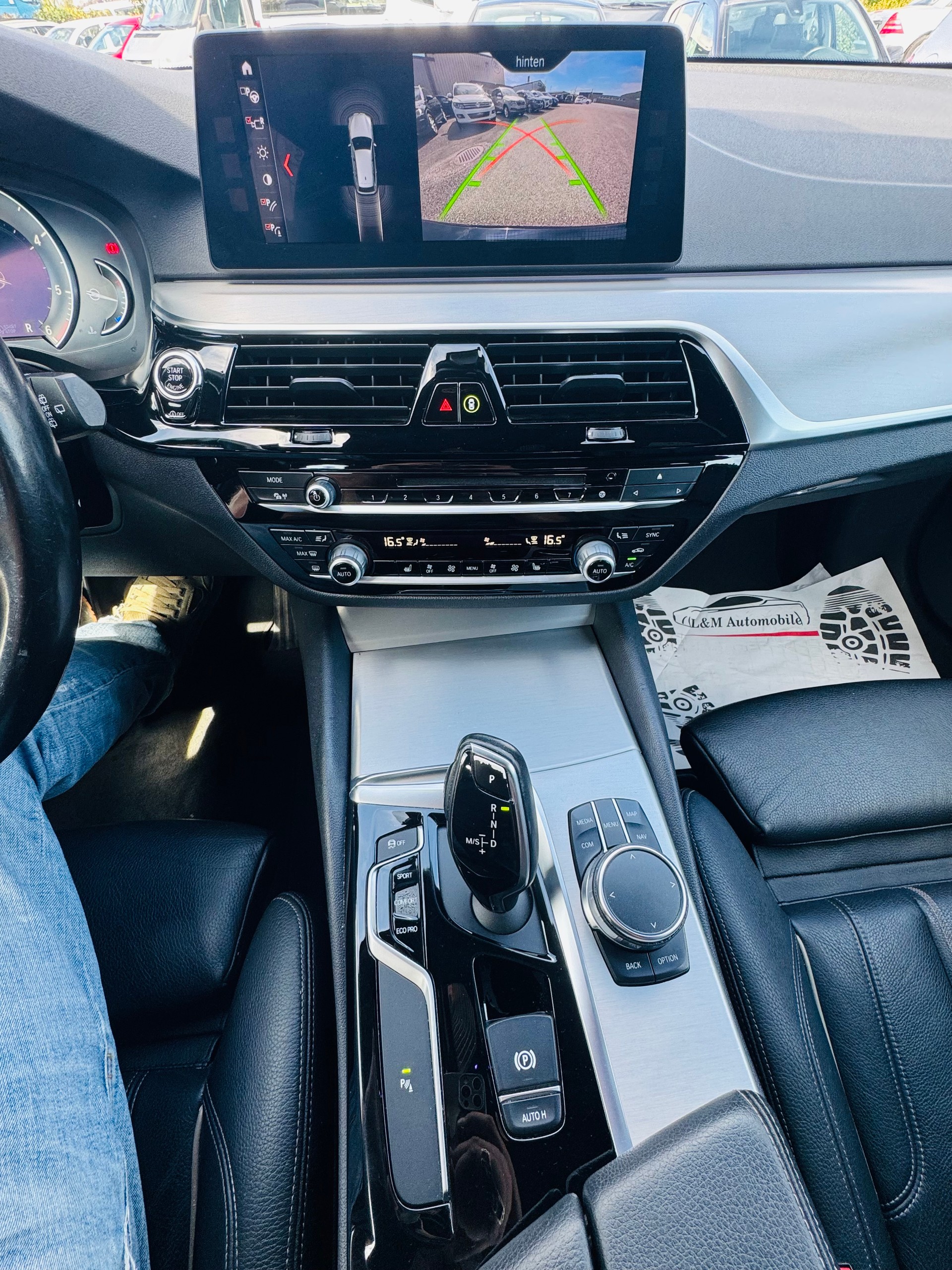 BMW 520d xDrive Touring Sport Line Steptronic-image-9