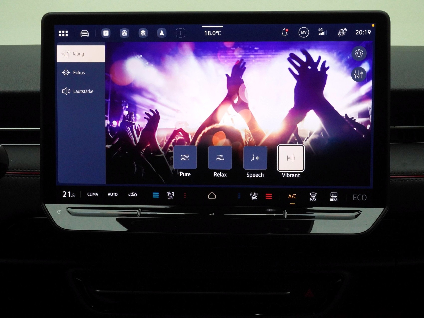 VW ID.7 Tourer 86 kWh GTX 4MOTION-image-21