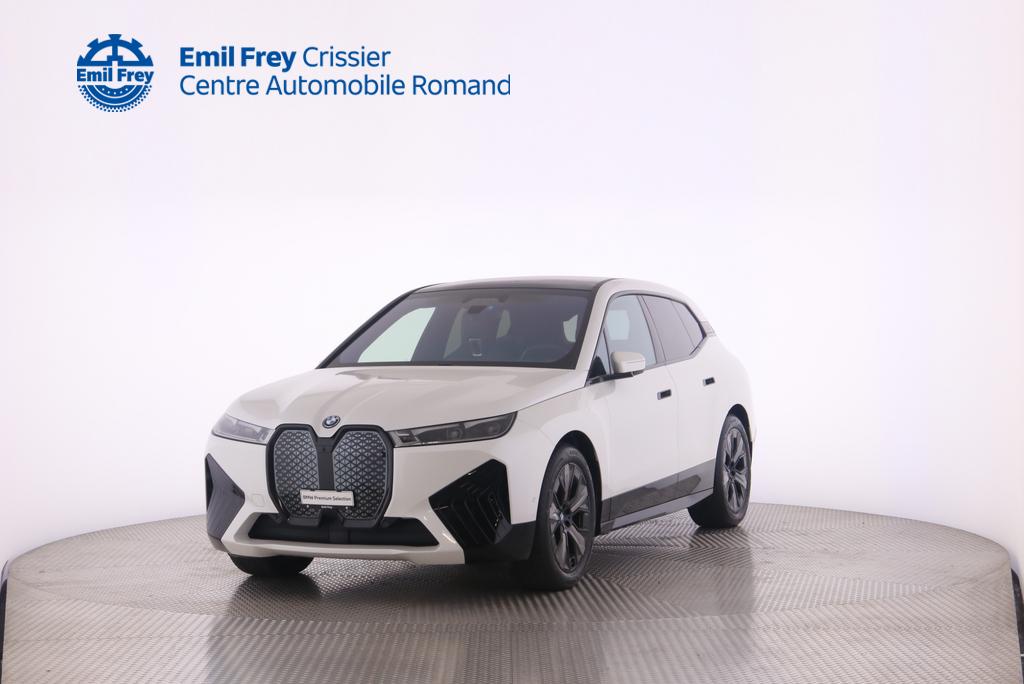 BMW iX xDrive40-image-0