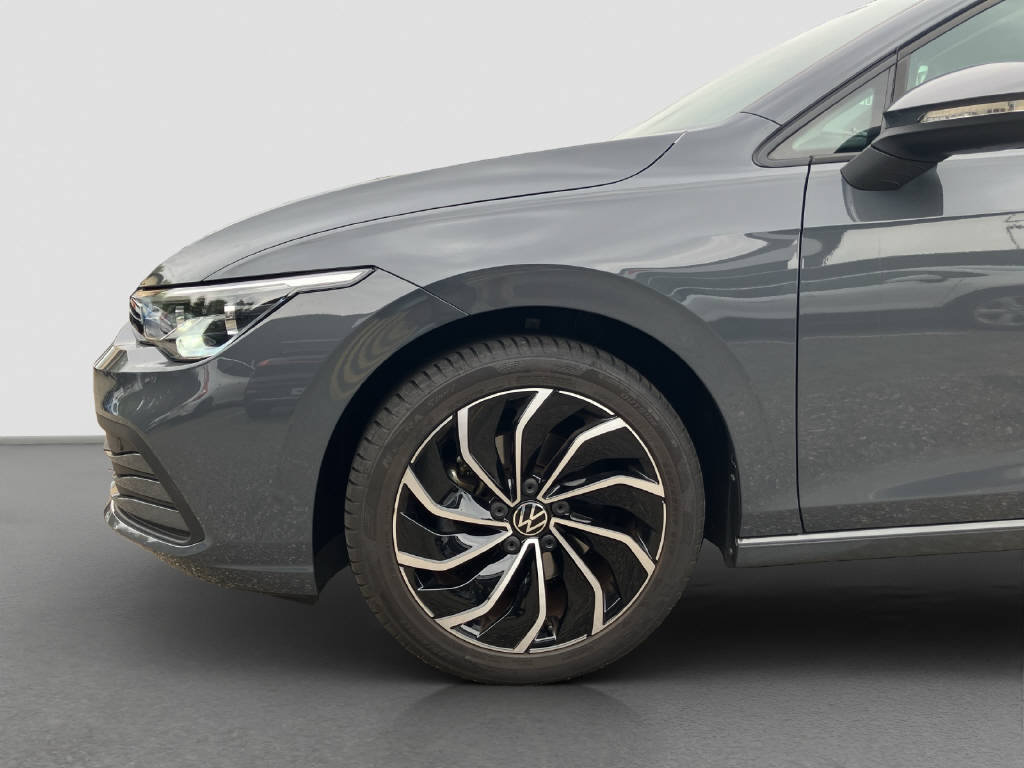 VW Golf VIII 1.0 TSI Life DSG-image-8