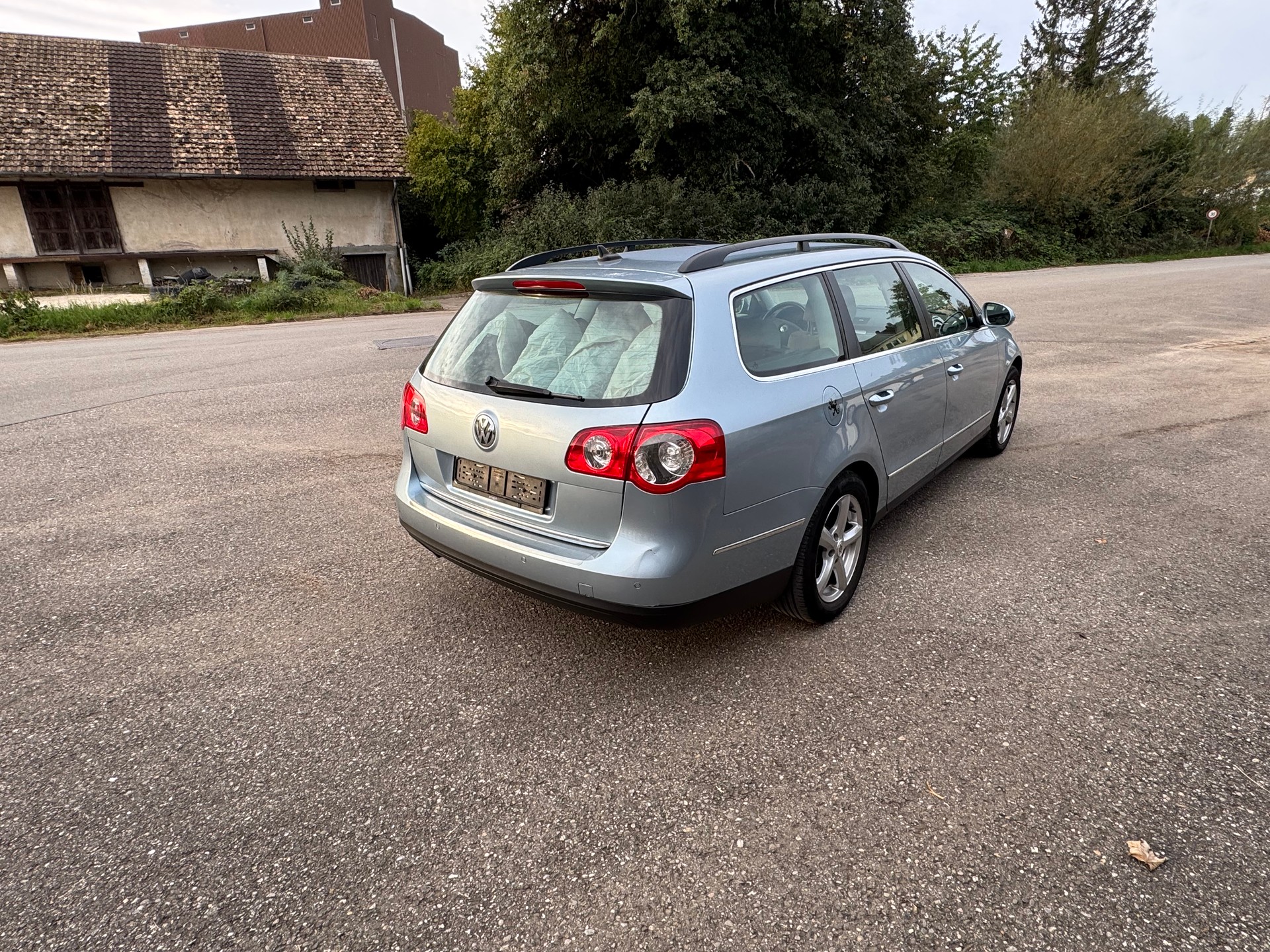 VW Passat Variant 2.0 FSI Comfortline-image-4
