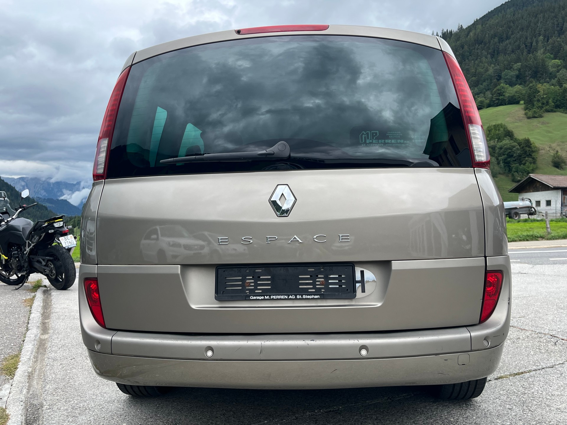 RENAULT Grand Espace 2.0 dCi Dynamique-image-3