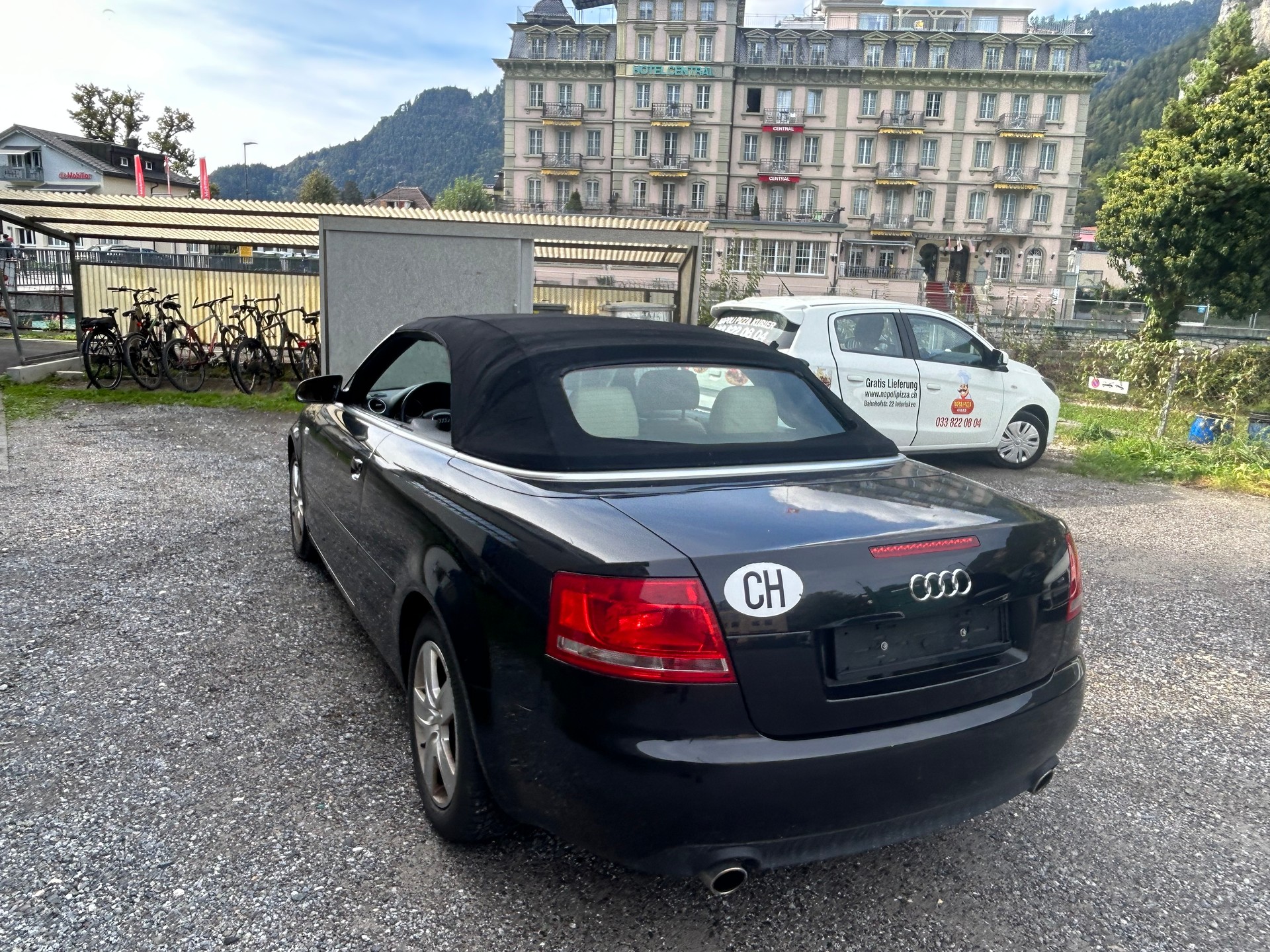 AUDI A4 Cabriolet 1.8 Turbo-image-5