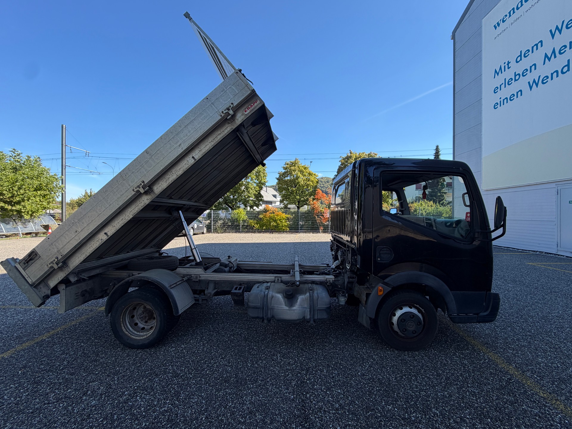 NISSAN Cabstar Basis (Pro) 35.13 3-seiten kipper-image-2