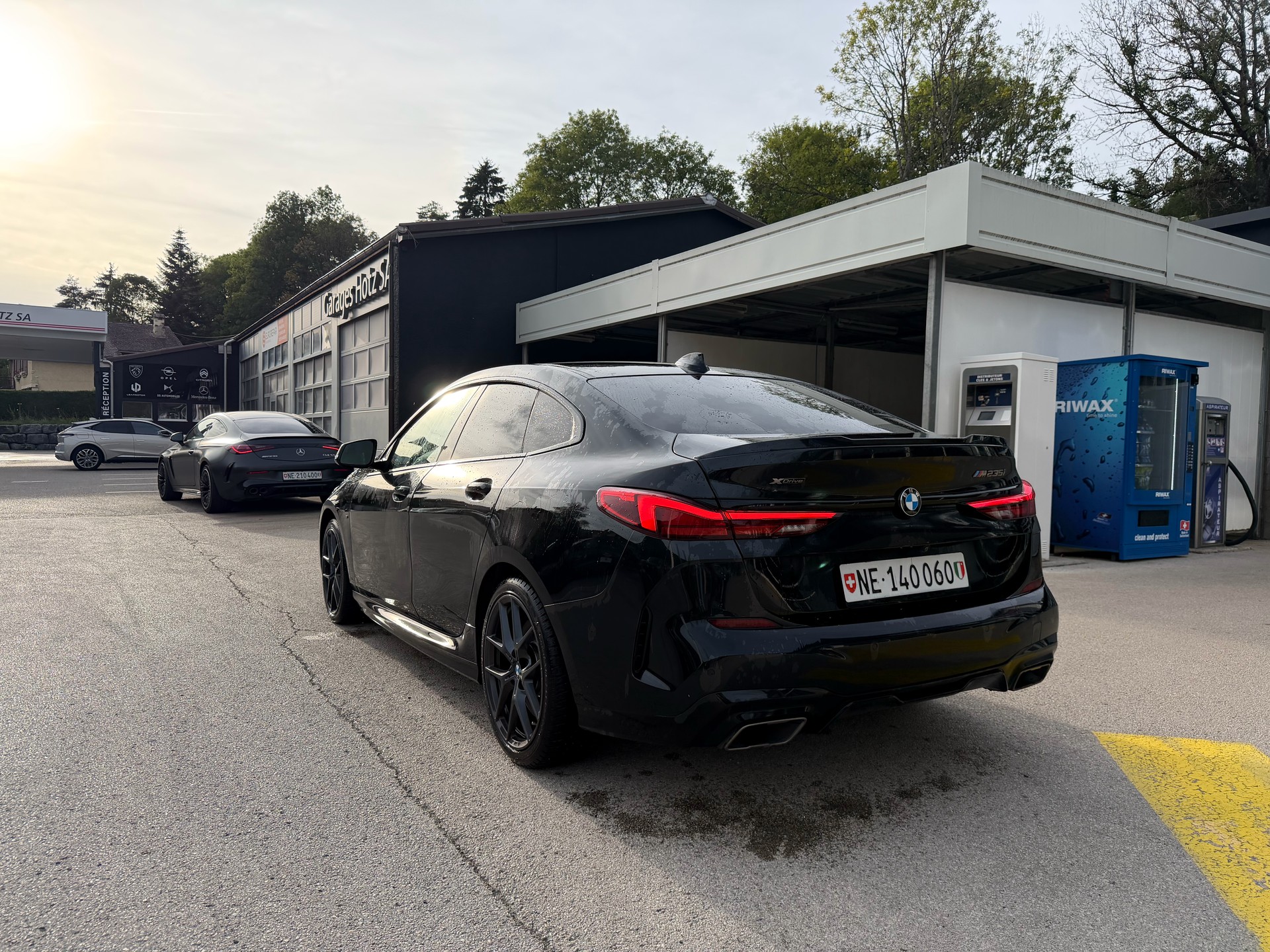 BMW M235i xDrive-image-2