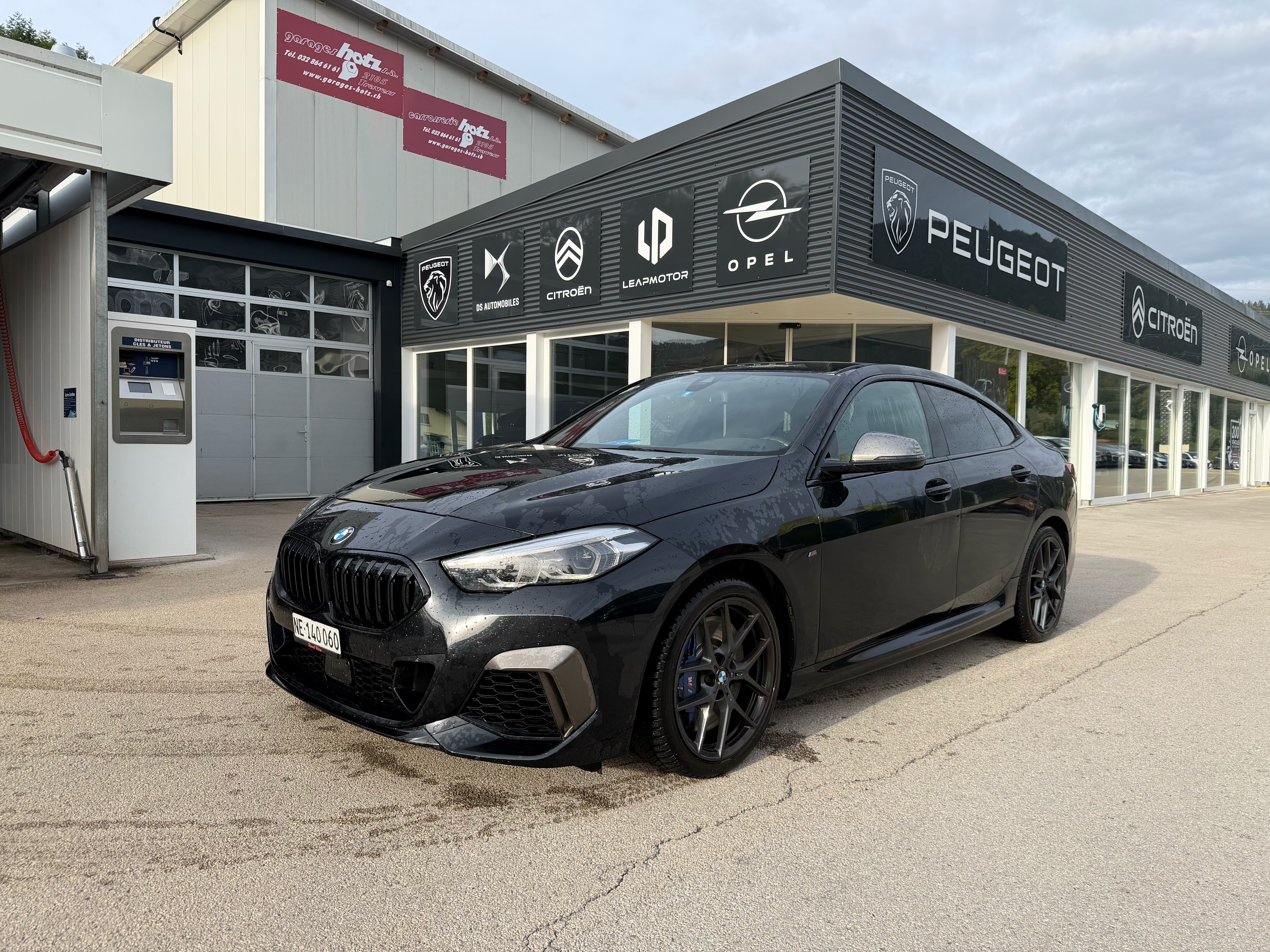 Car photo