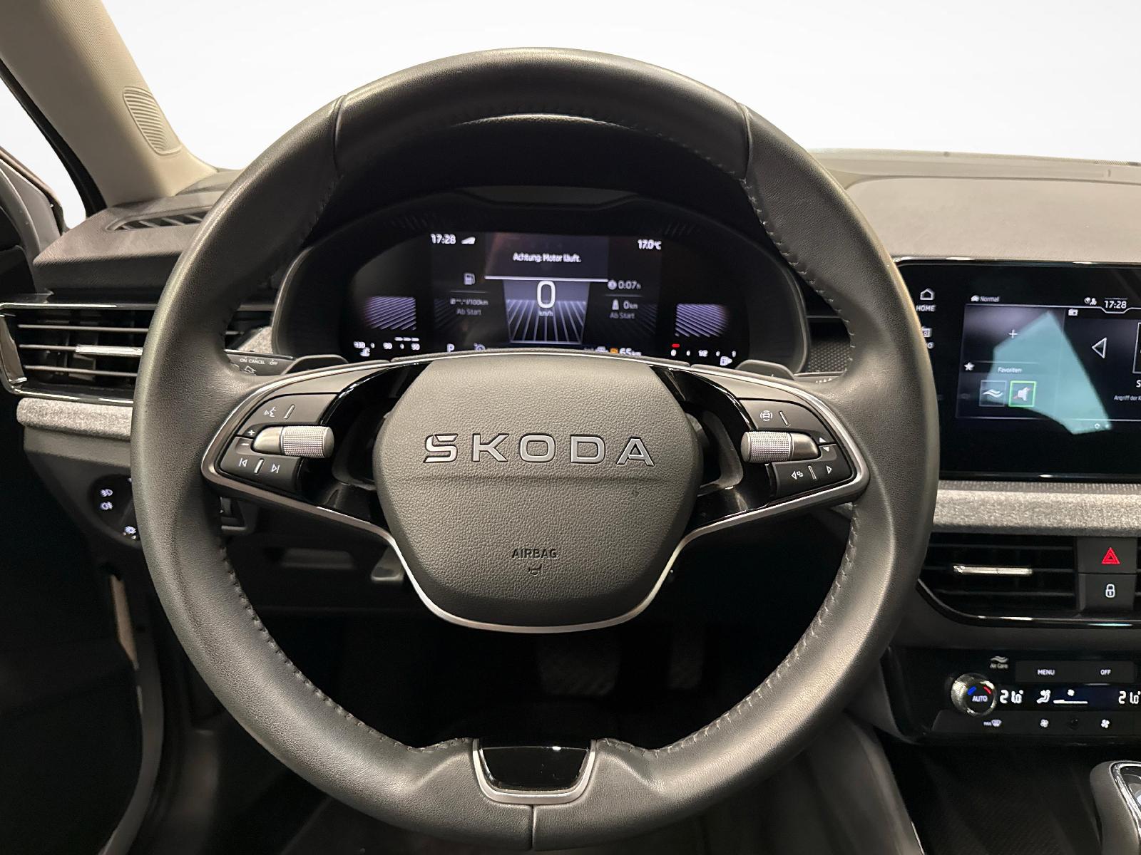 SKODA Kamiq 1.0 TSI Selection DSG-image-12