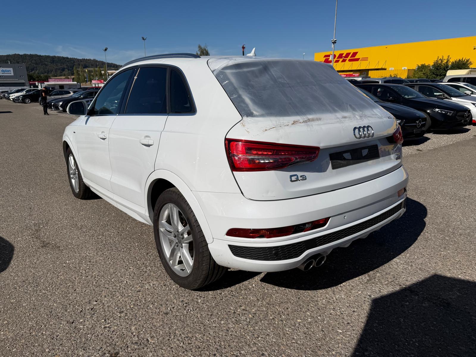 AUDI Q3 2.0 TDI S-Line qu. S-Tronic-image-3