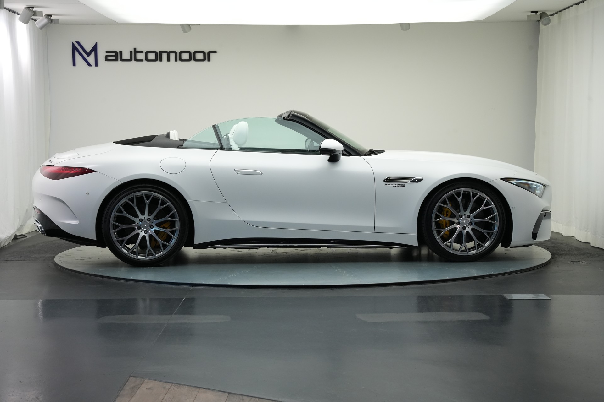 MERCEDES-BENZ AMG SL 63 4M Speedshift MCT *Designo Mattlackierung*-image-3
