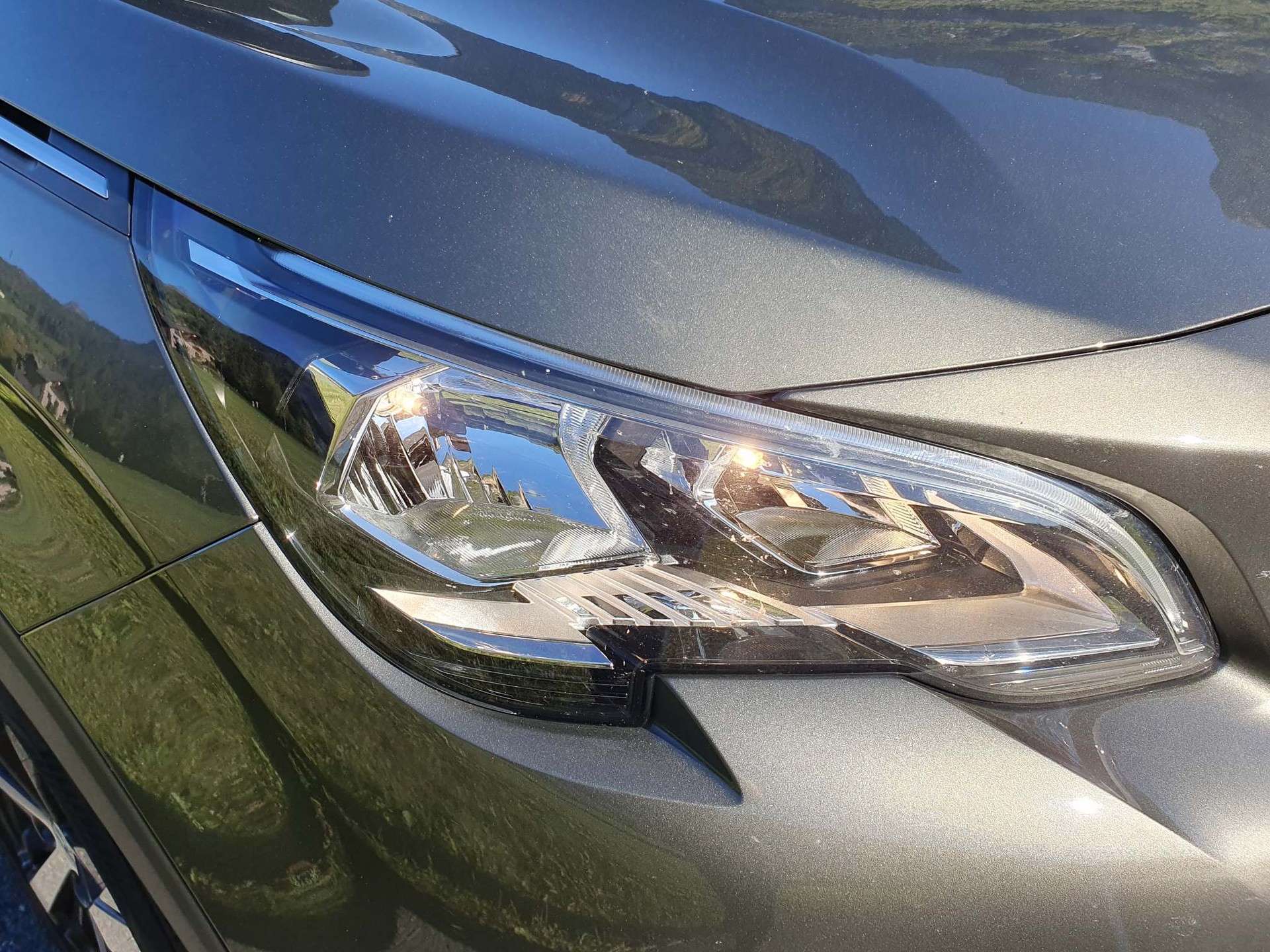 PEUGEOT 3008 1.6 BlueHDi Allure-image-1