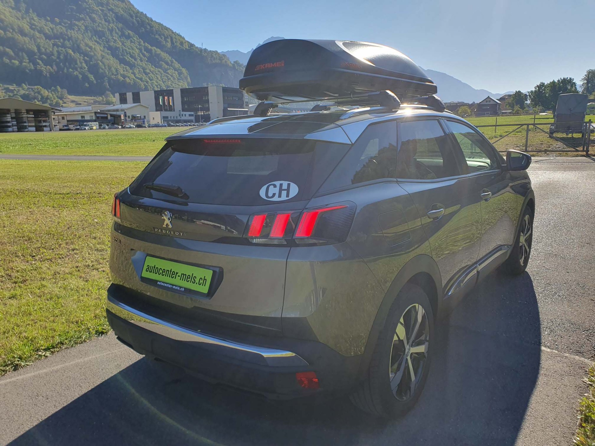 PEUGEOT 3008 1.6 BlueHDi Allure-image-6
