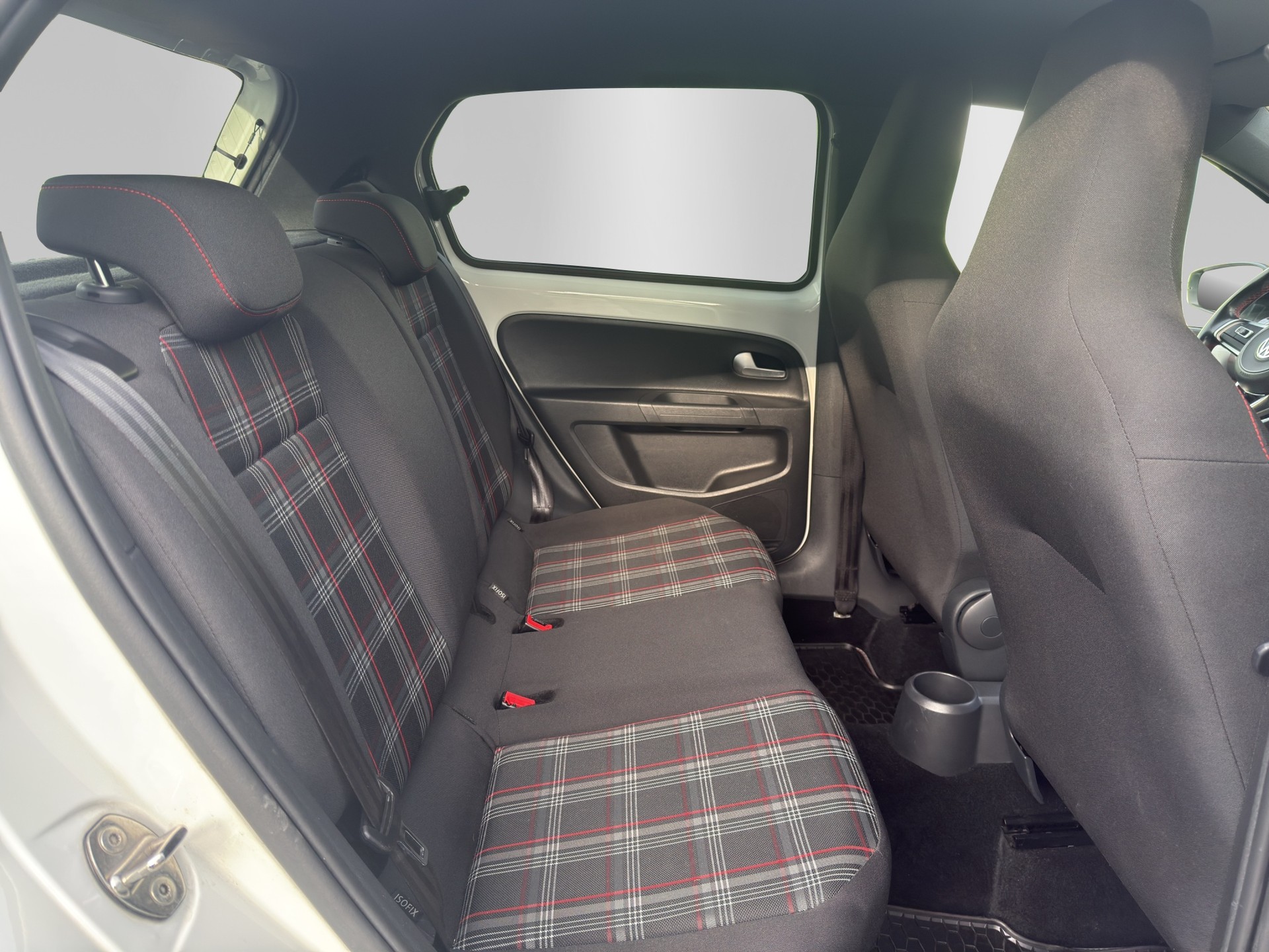 VW Up 1.0 TSI GTI-image-12