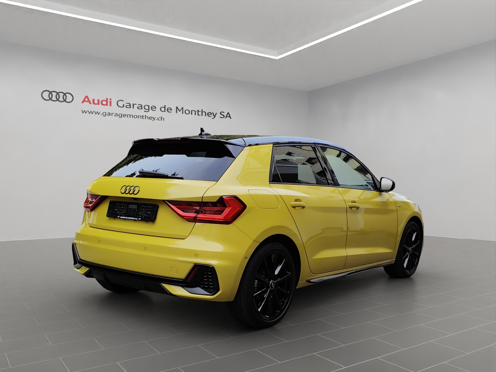AUDI A1 Sportback 30 TFSI S Line Attraction S-tronic-image-4
