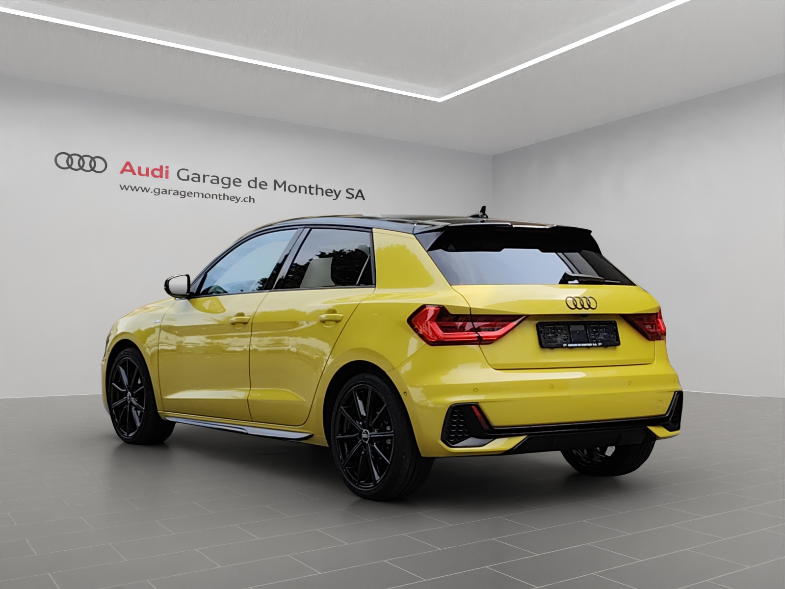 AUDI A1 Sportback 30 TFSI S Line Attraction S-tronic-image-2