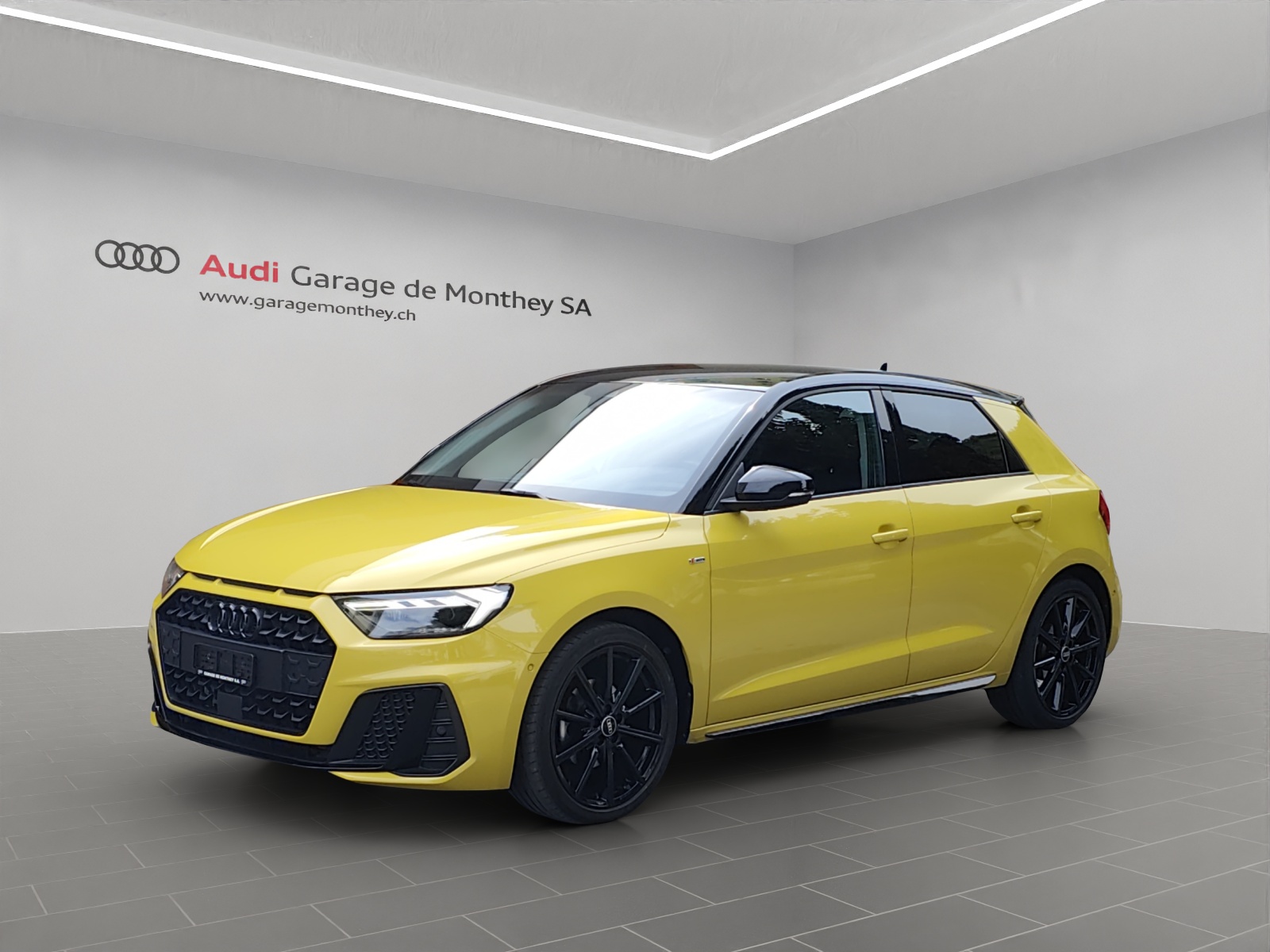 AUDI A1 Sportback 30 TFSI S Line Attraction S-tronic-image-0