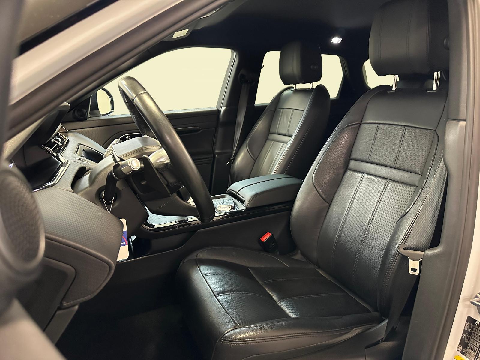 LAND ROVER Range Rover Evoque 2.0 T R-Dynamic S-image-4