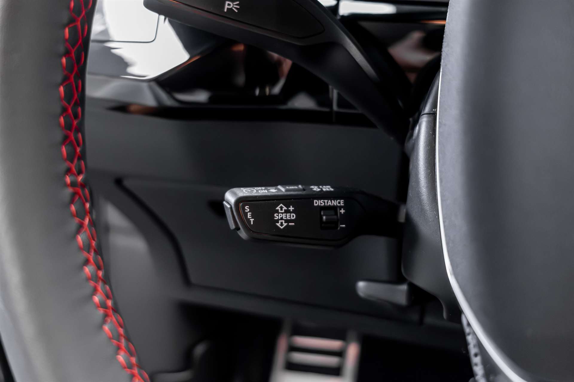 AUDI SQ8 e-tron quattro-image-9