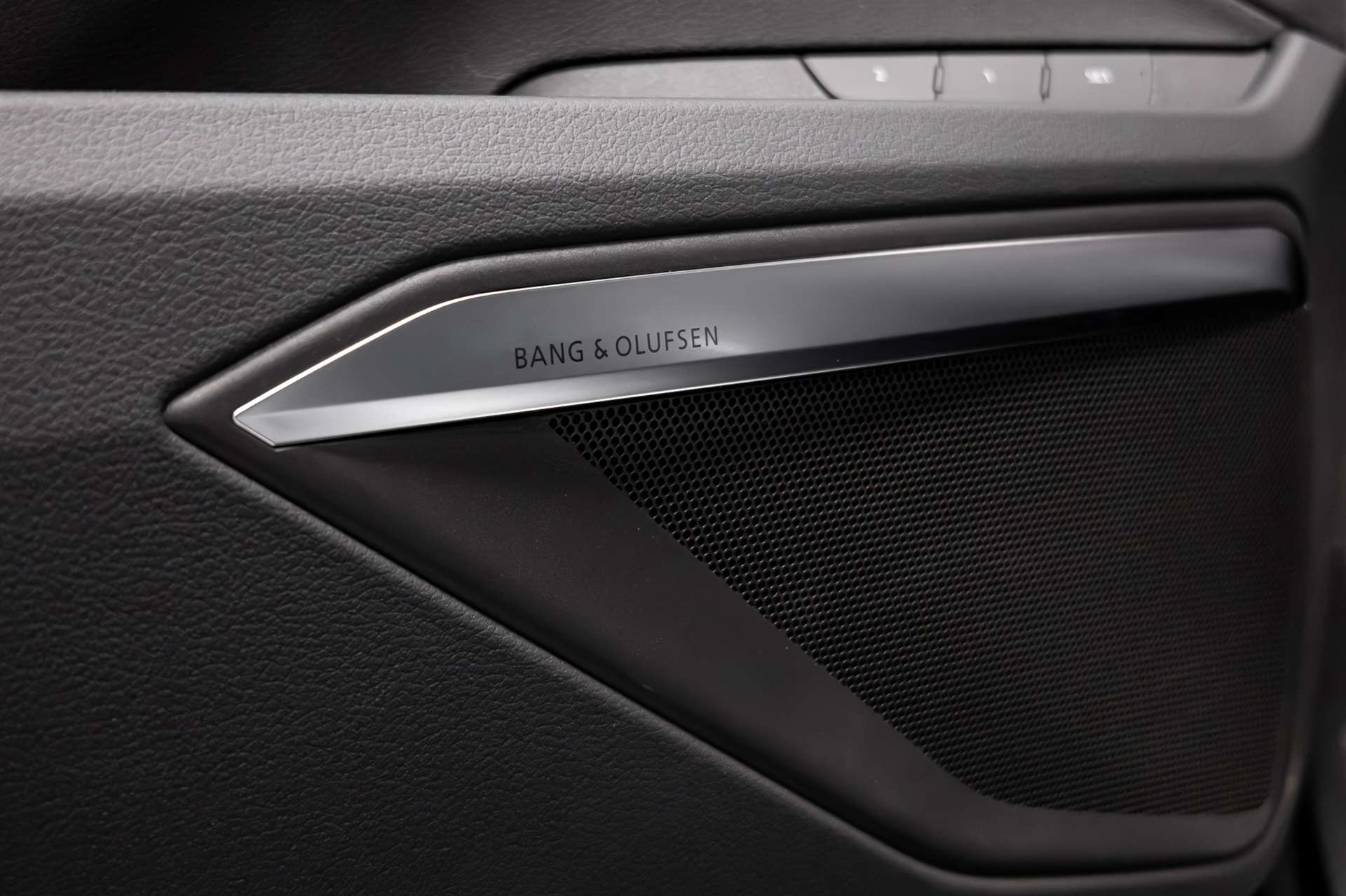 AUDI SQ8 e-tron quattro-image-26