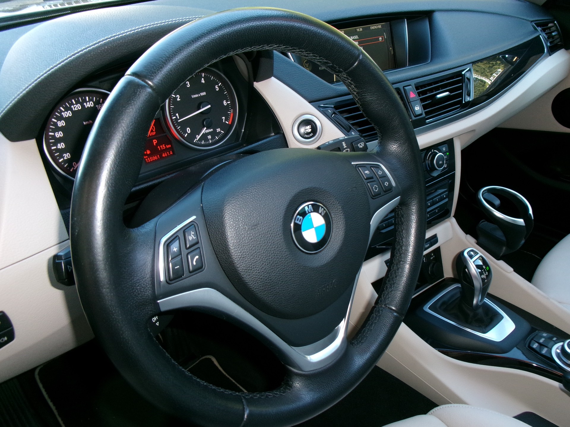 BMW X1 xDrive 20i xLine Steptronic-image-9