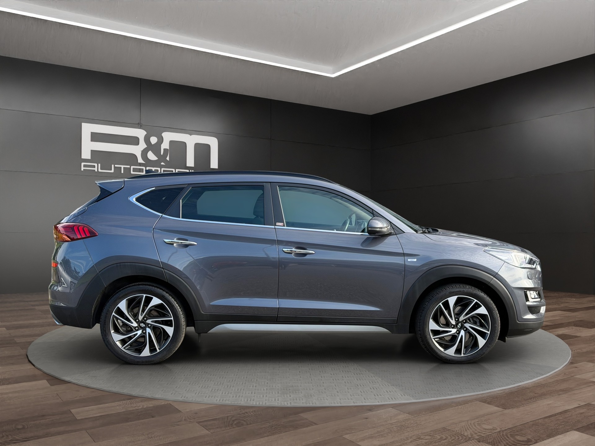 HYUNDAI Tucson 1.6 CRDI Business 4WD DCT-image-2