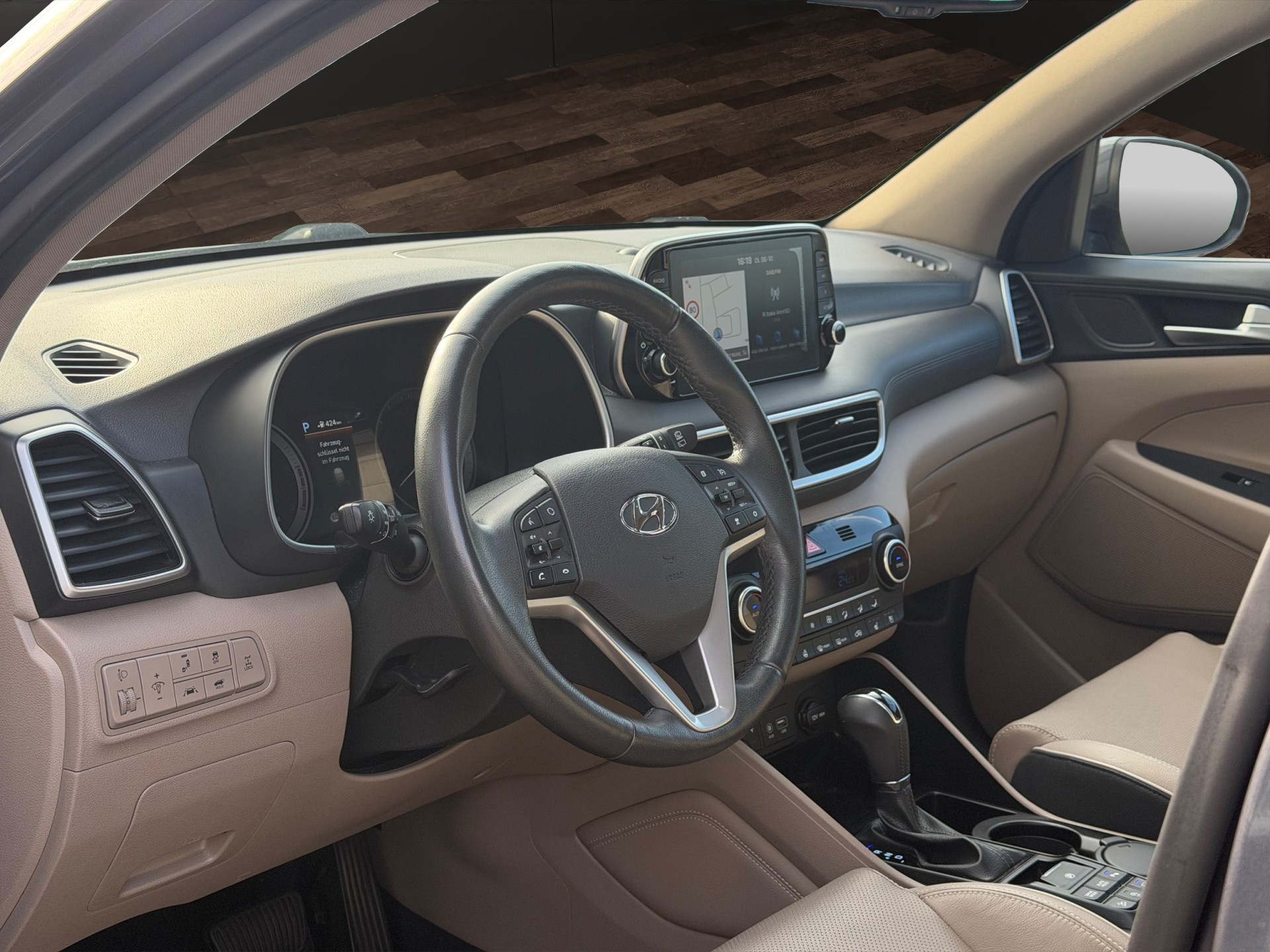 HYUNDAI Tucson 1.6 CRDI Business 4WD DCT-image-8