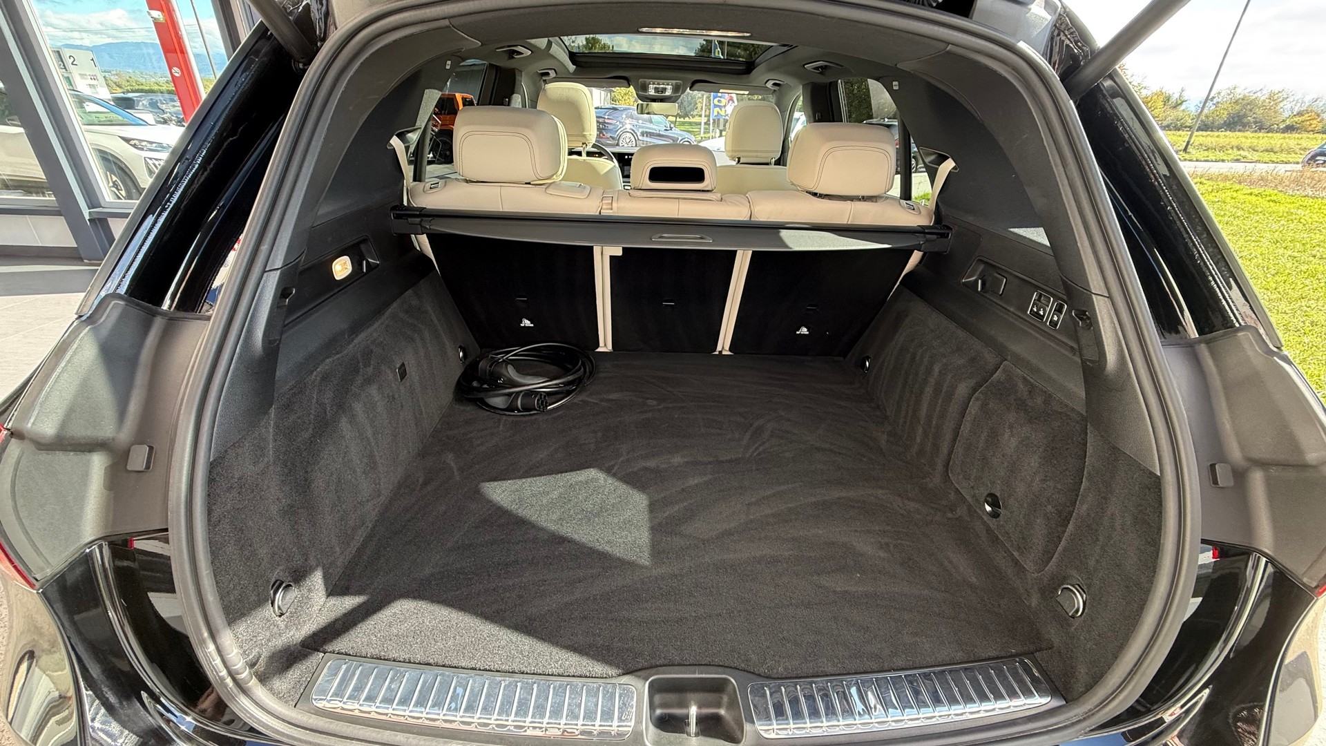MERCEDES-BENZ GLE 350 e 4Matic+ 9G-Tronic-image-14
