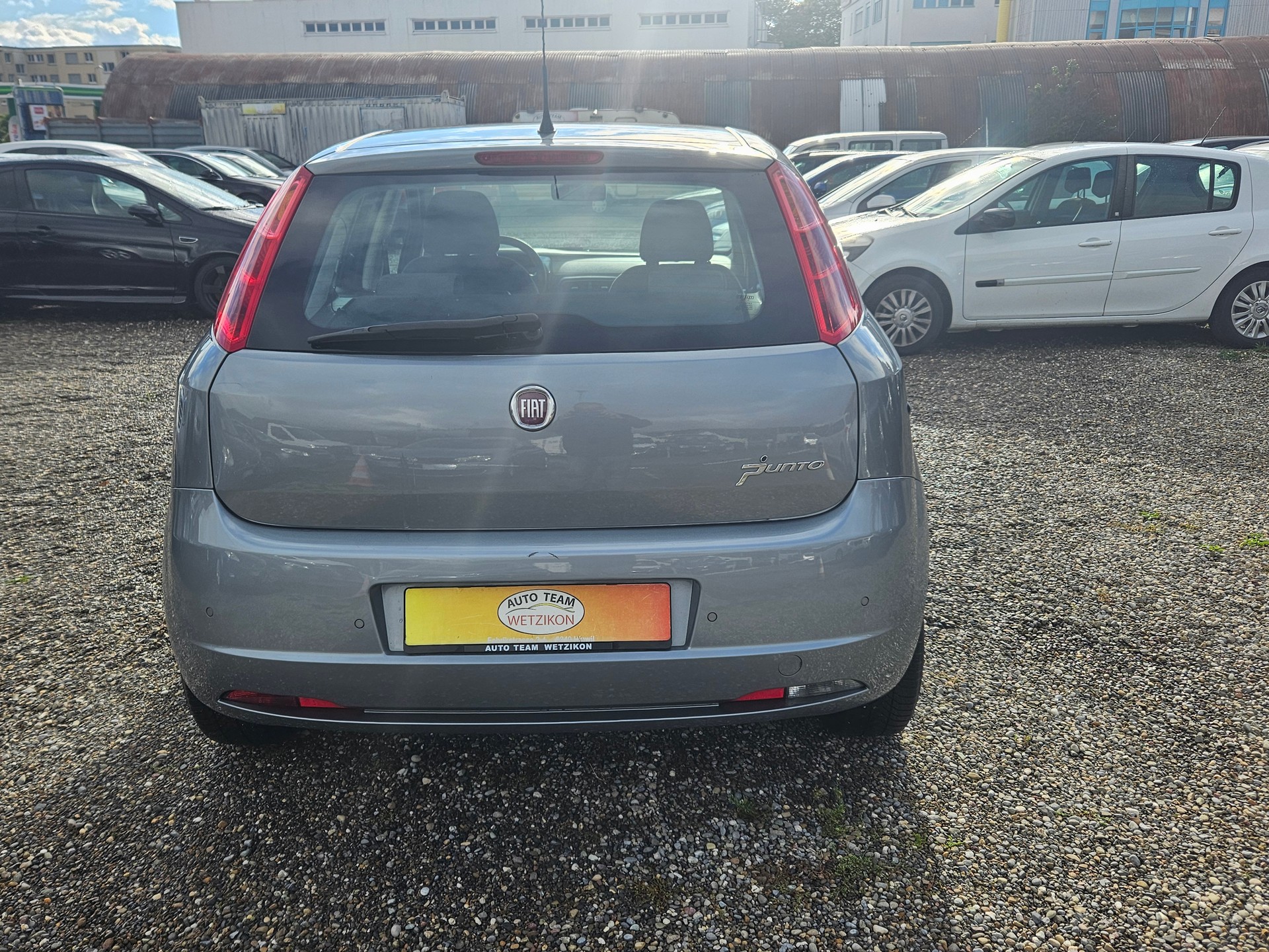 FIAT Punto 1.4 16V Turbo Emotion-image-5