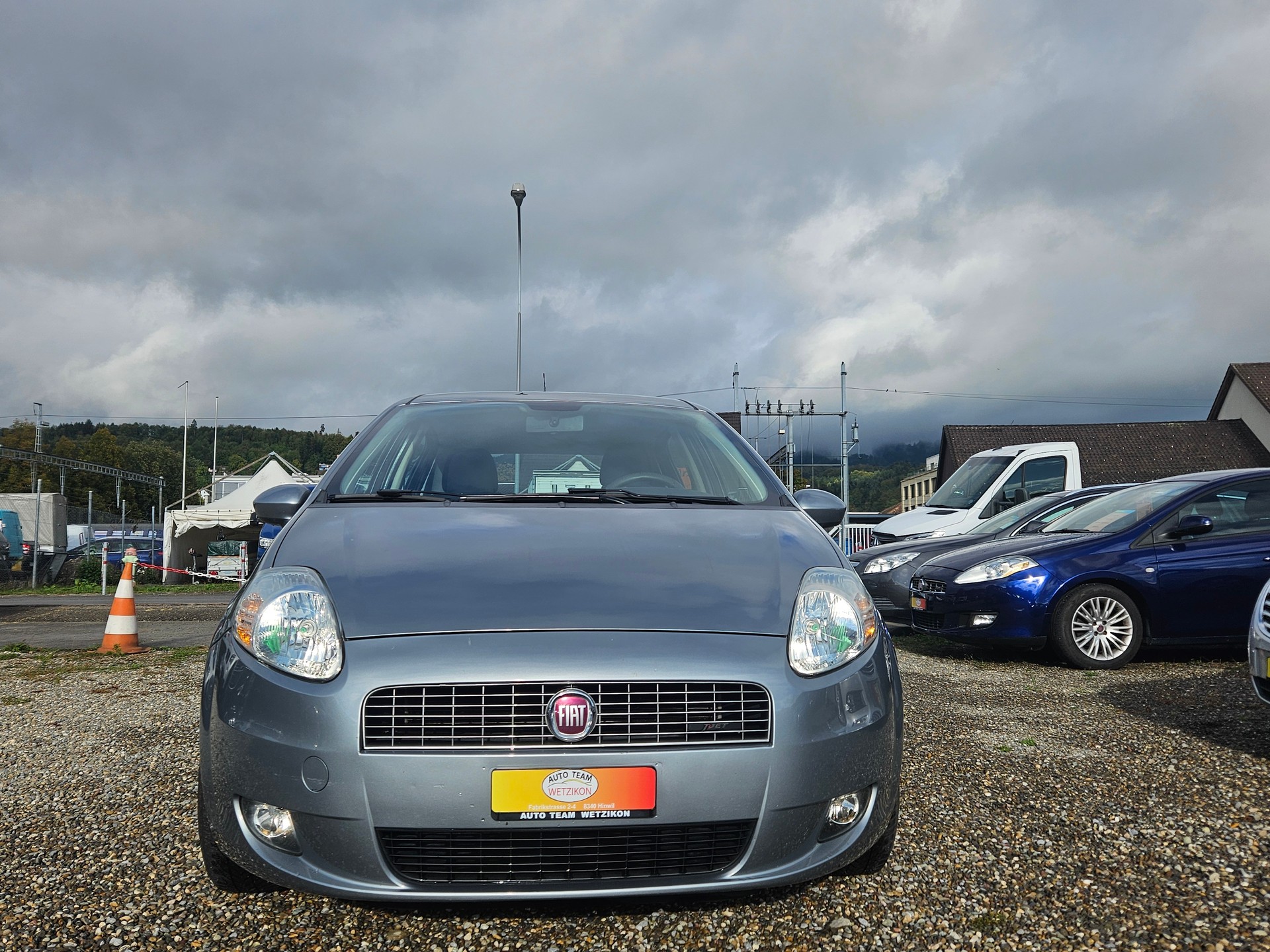 FIAT Punto 1.4 16V Turbo Emotion-image-1