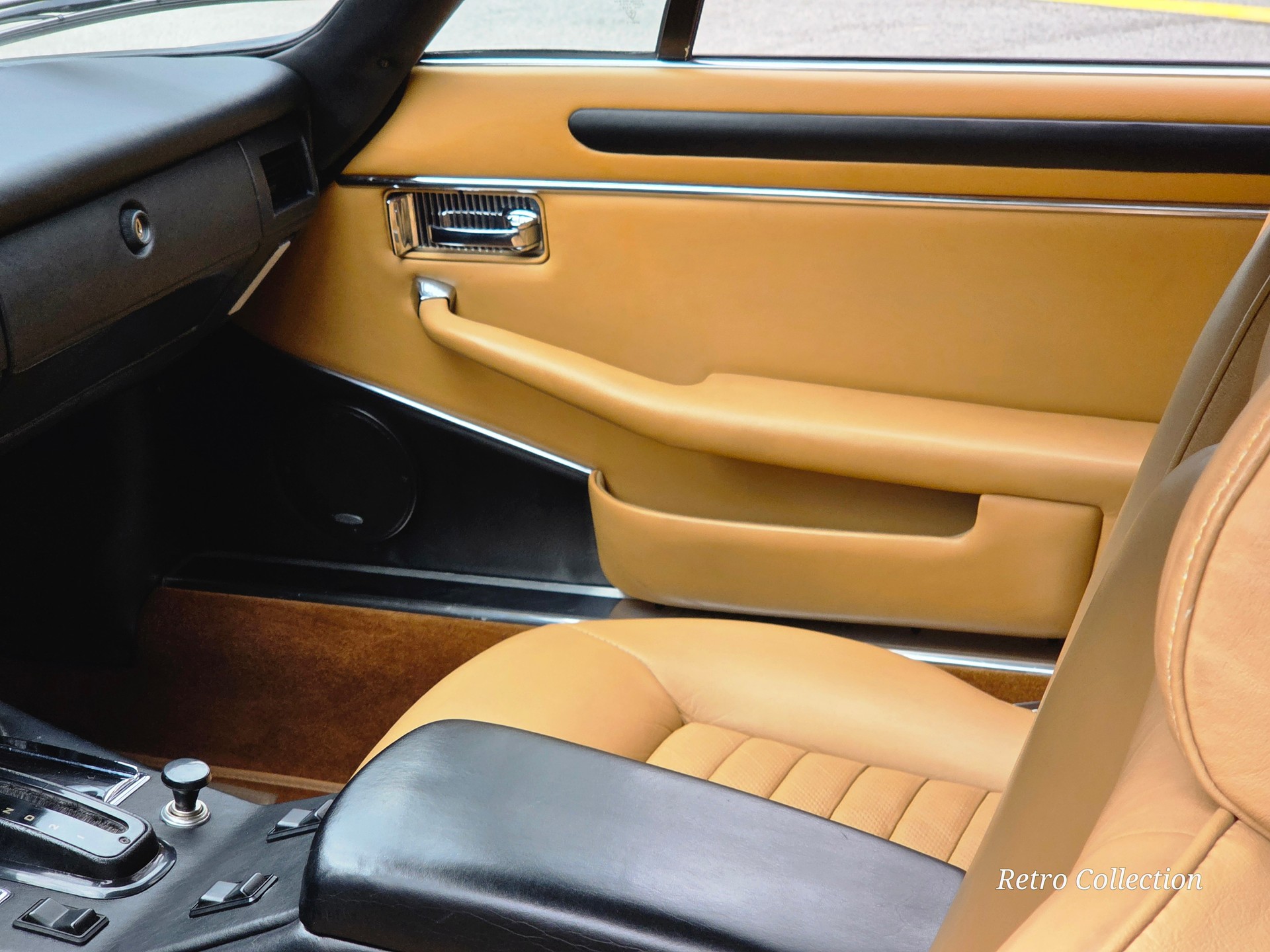 JAGUAR XJS V12 - rare 1ère série - voiture CH - excellent état - accessoires Jaguar Sport - Jantes BBS - expertisée vétéran 05.2026.-image-13