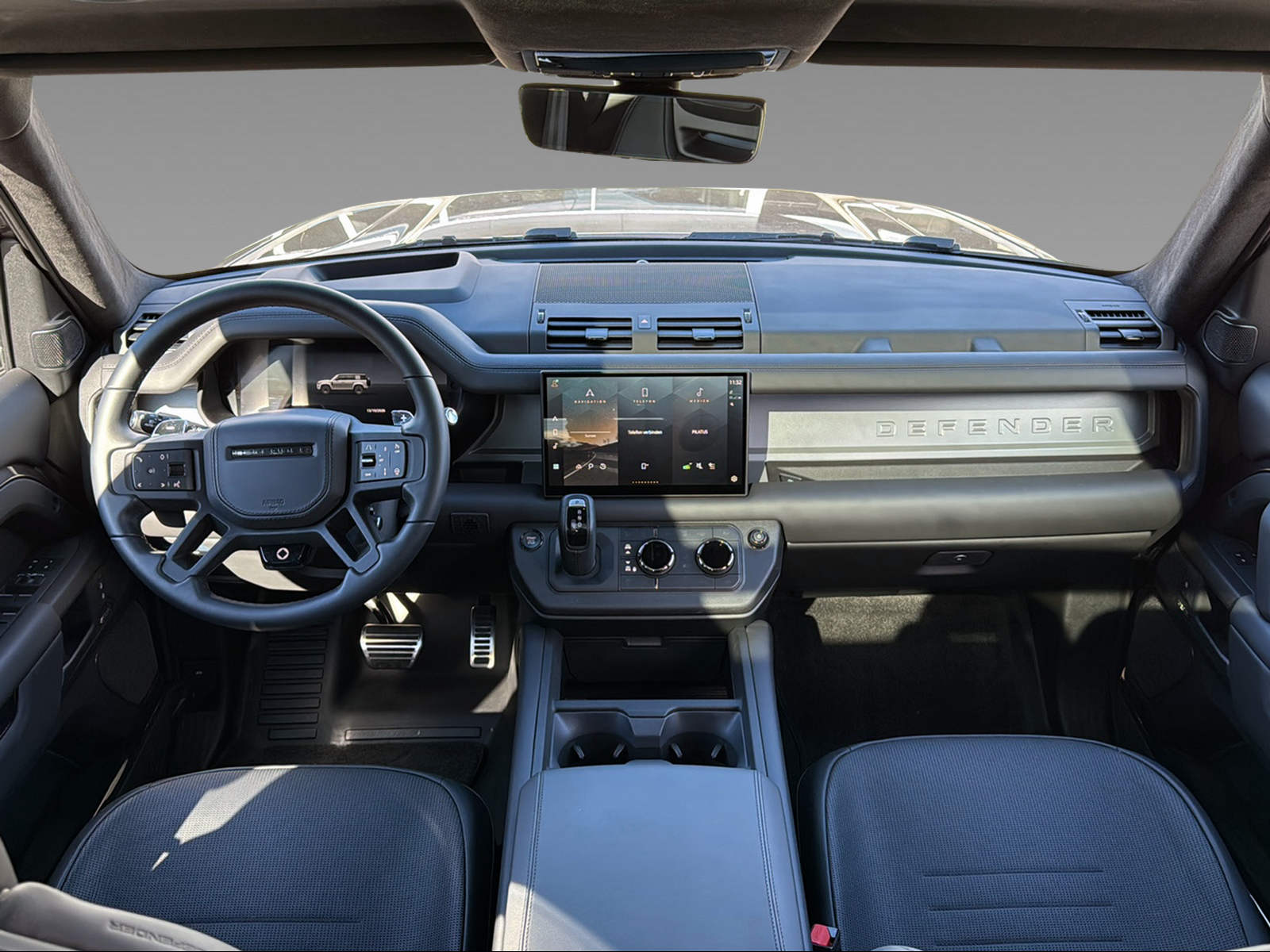 LAND ROVER Defender 110 4.4 V8 Octa-image-15