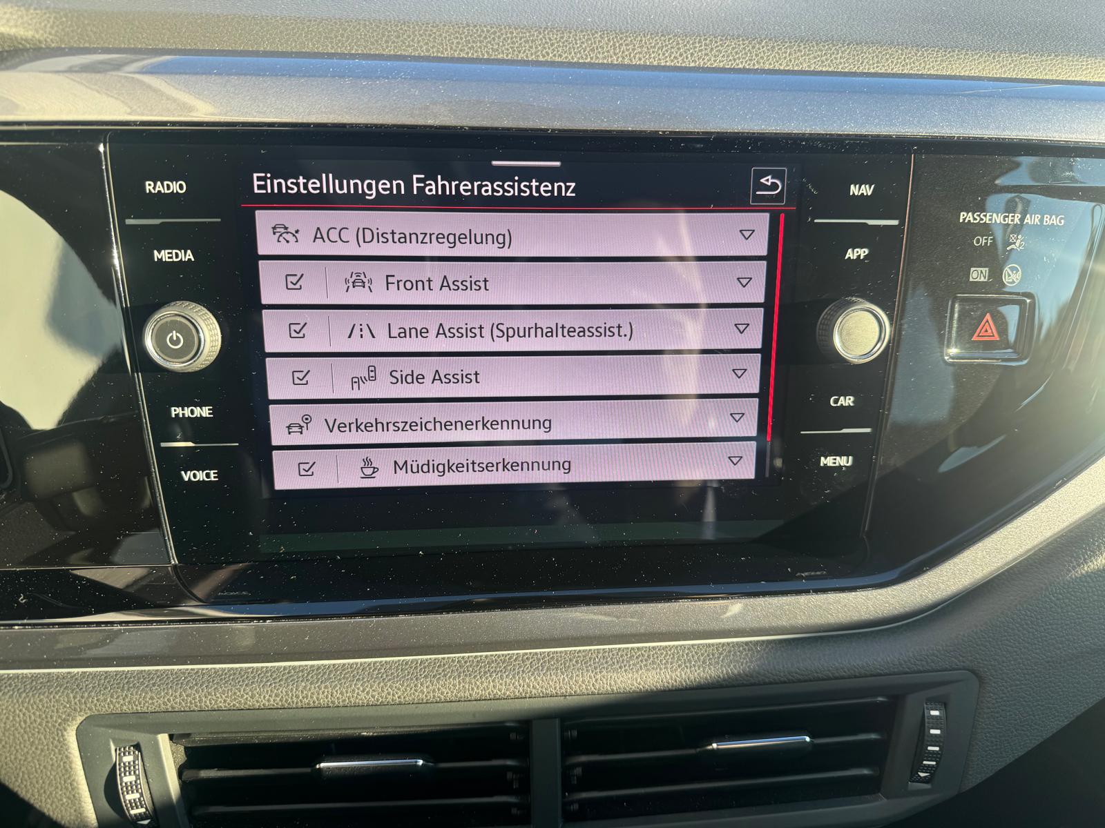 VW Polo 2.0 TSI GTI DSG-image-11