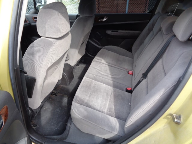 PEUGEOT 307 2.0 16V XT-image-5