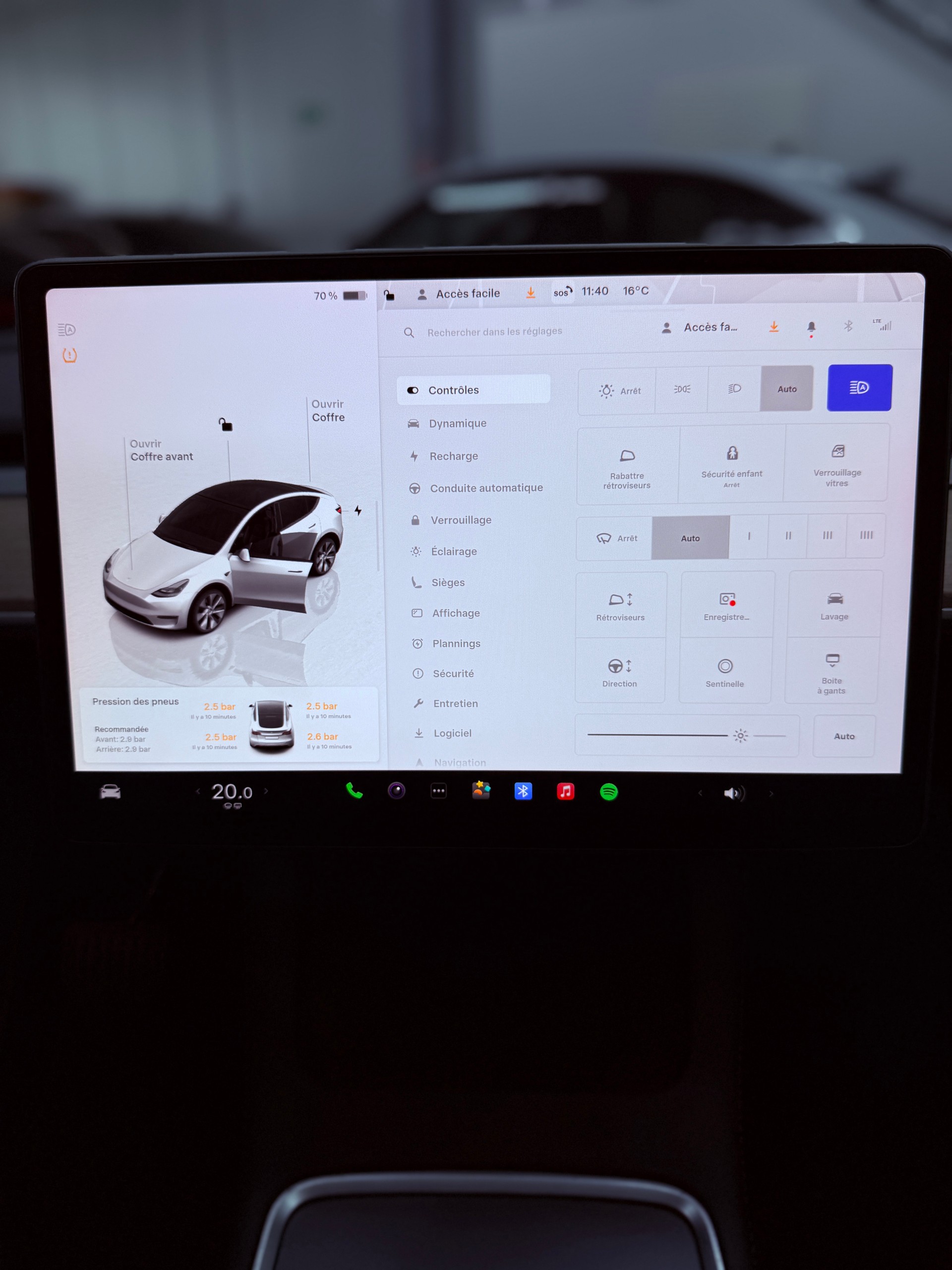 TESLA Model Y Long Range-image-26