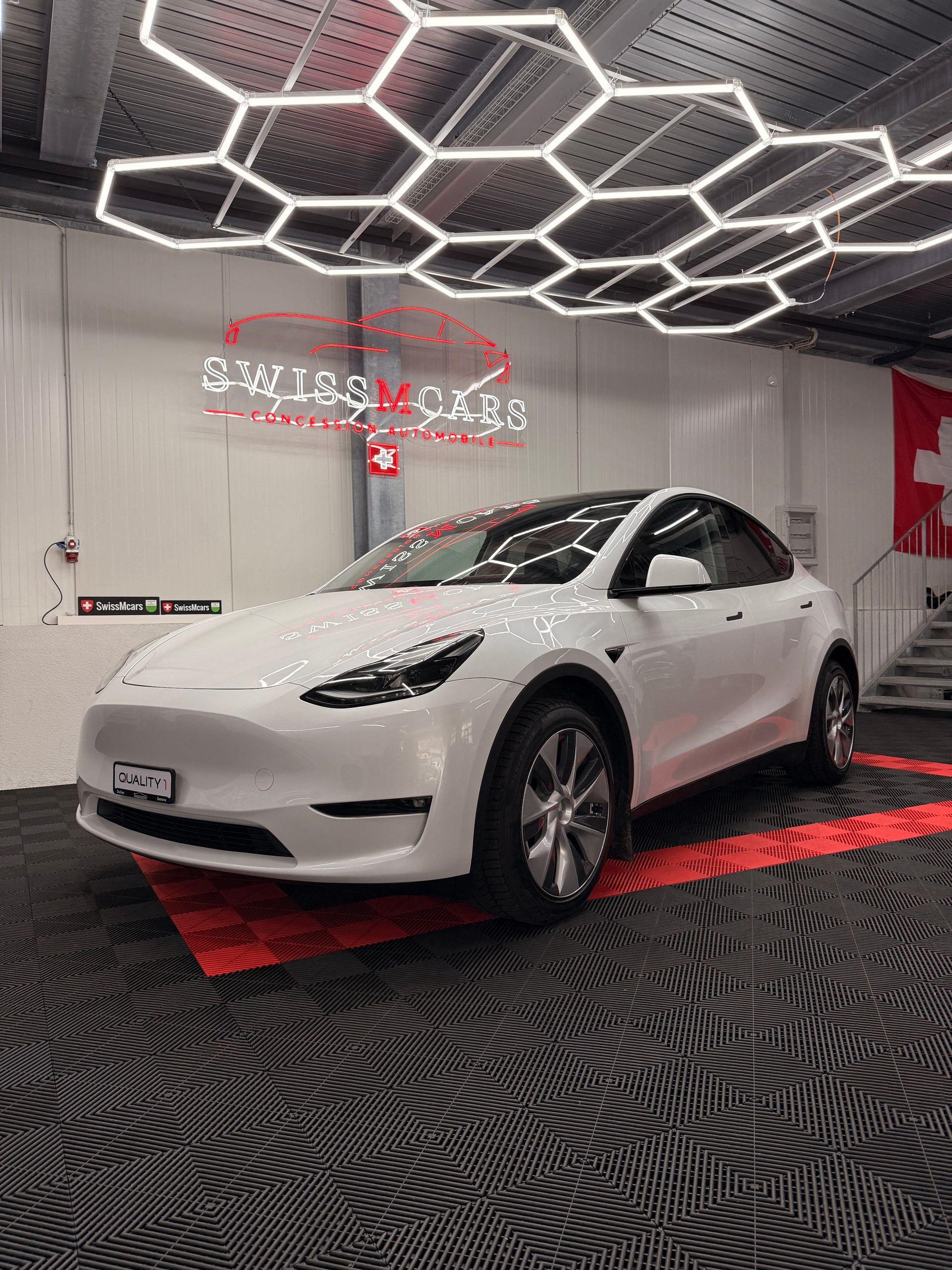 TESLA Model Y Long Range
