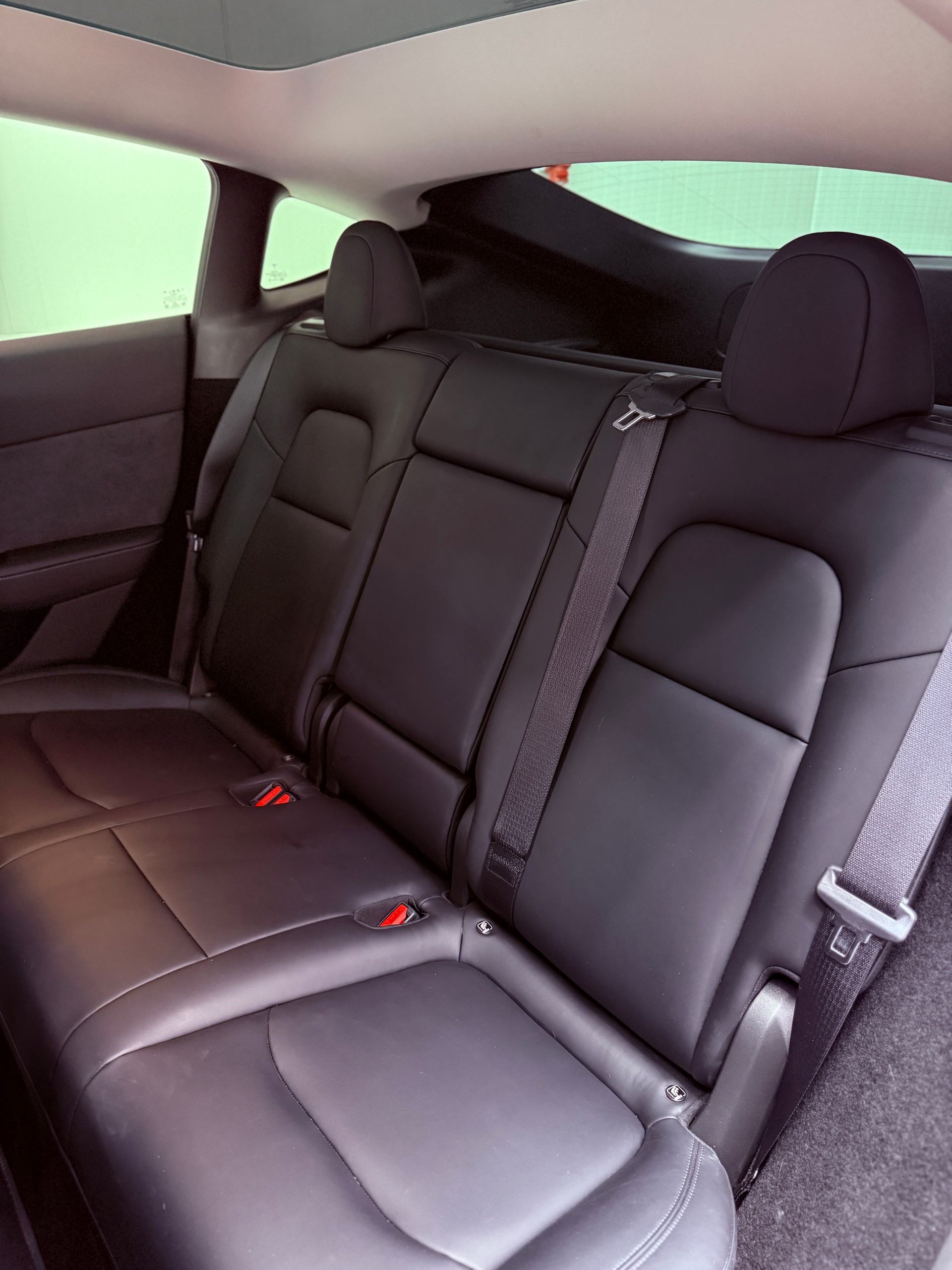 TESLA Model Y Long Range-image-20