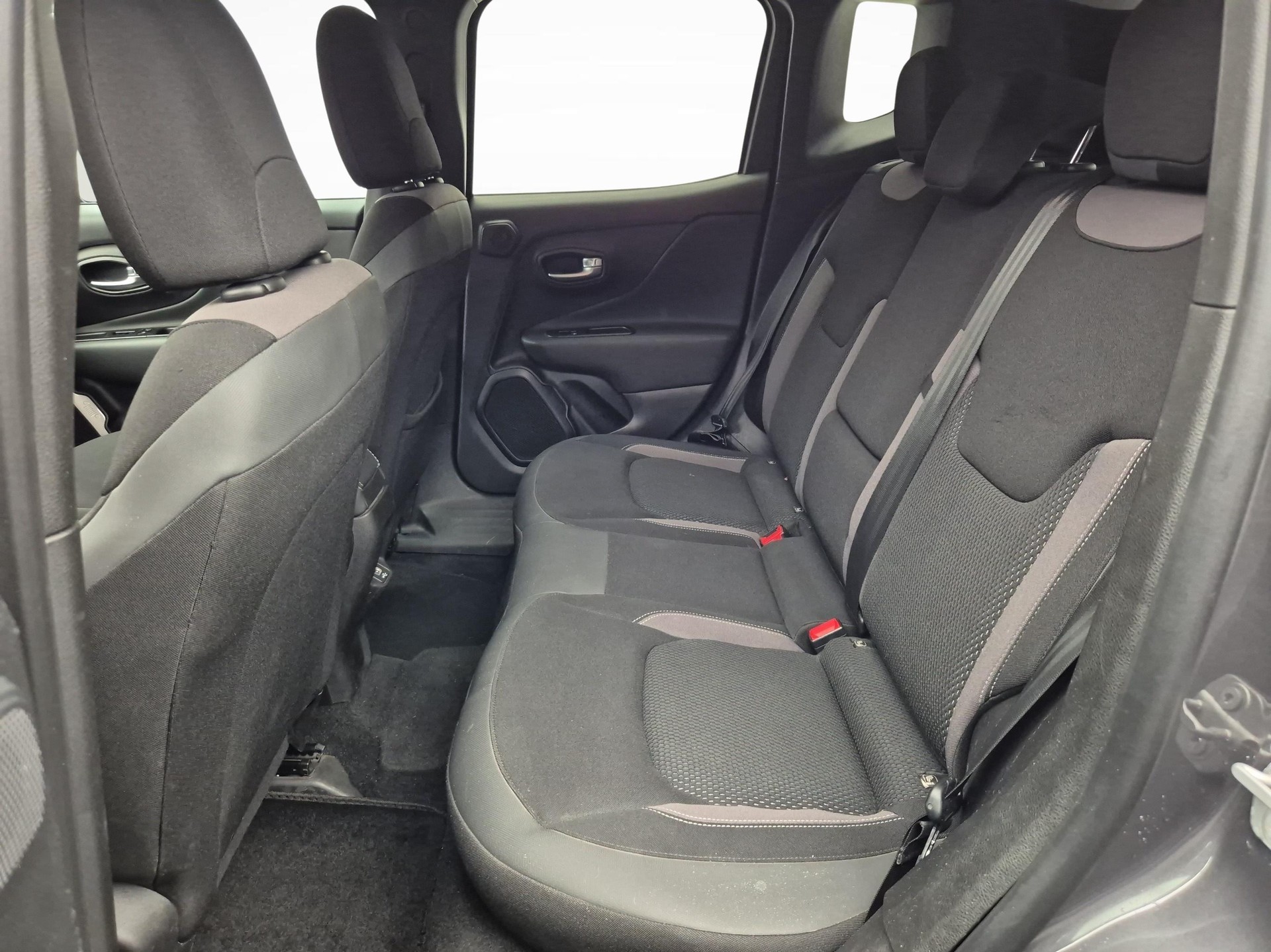 JEEP Renegade 1.5 Turbo Longitude-image-3