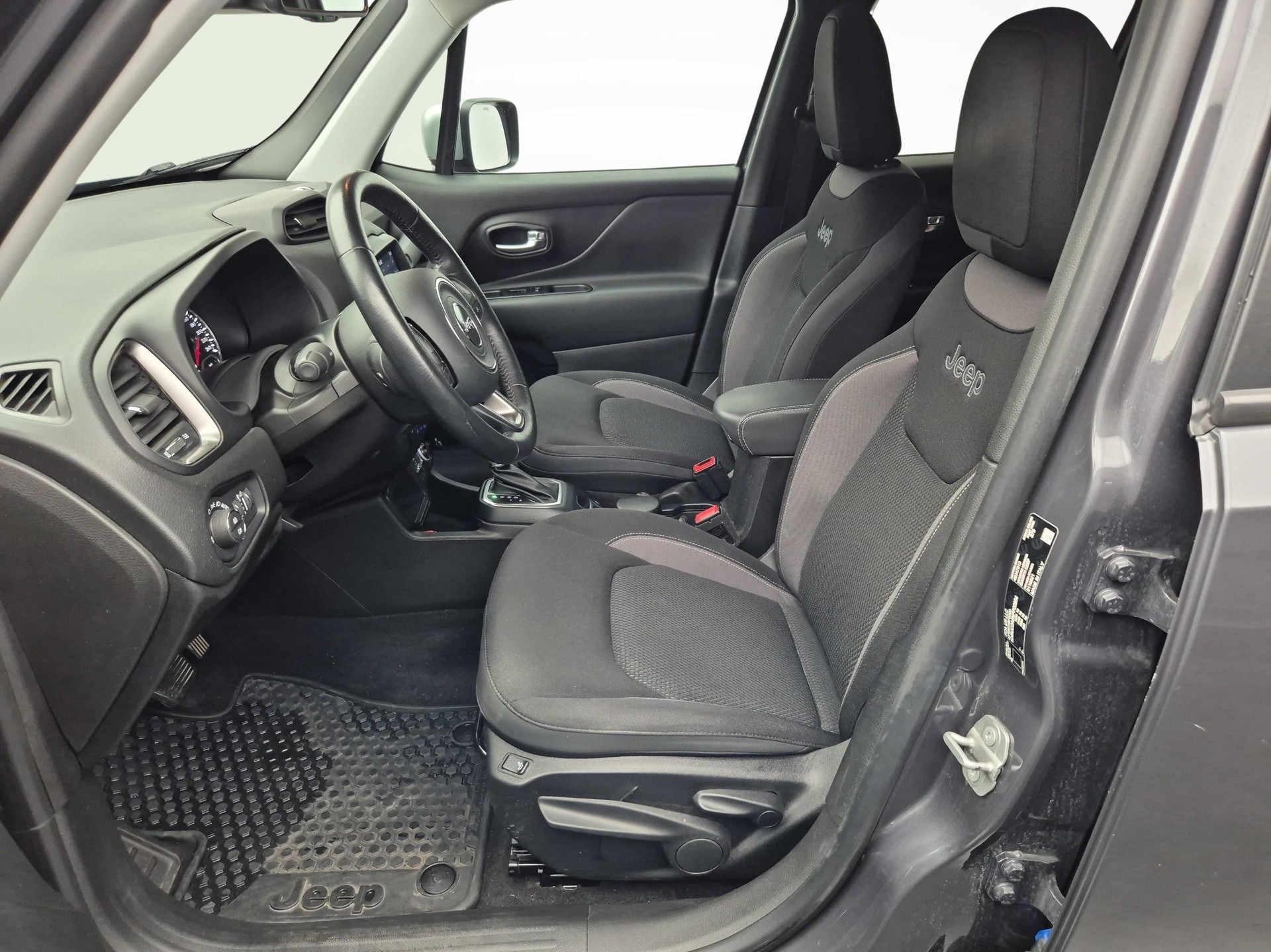 JEEP Renegade 1.5 Turbo Longitude-image-2