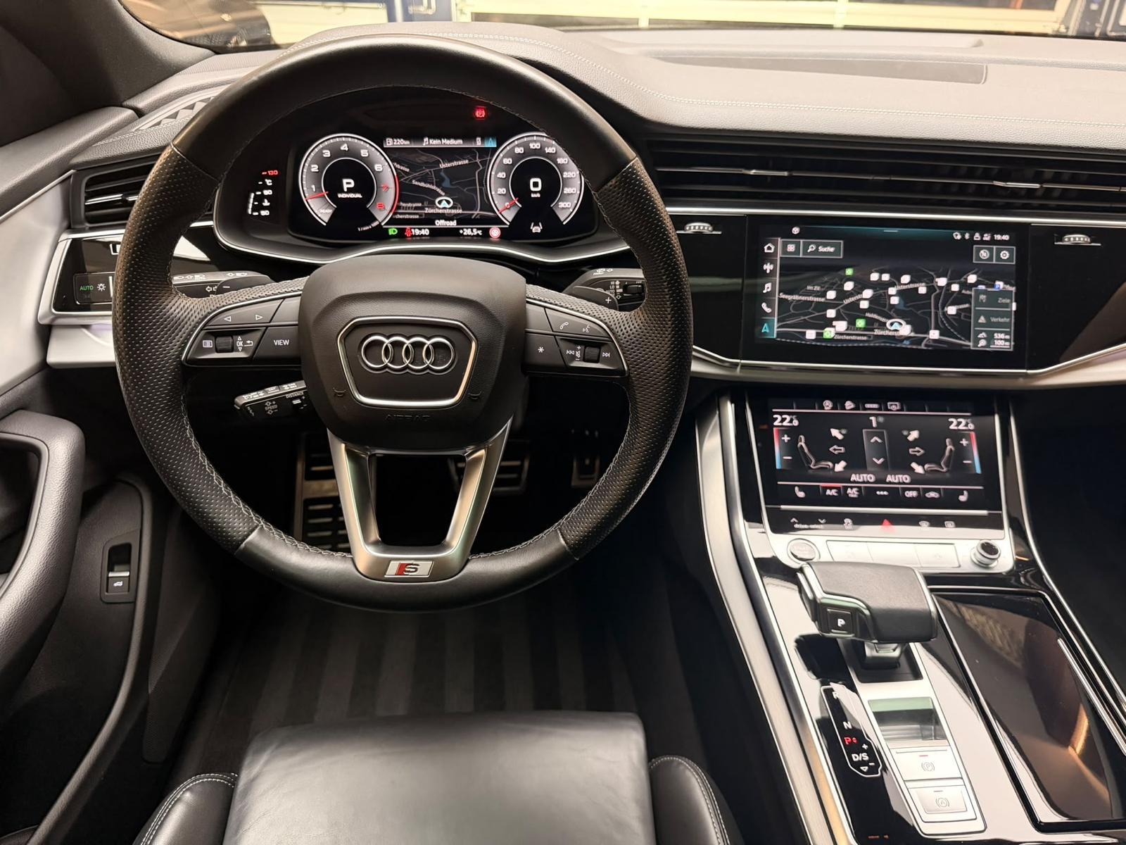 AUDI Q8 3.0 55 TFSI quattro T-Tronic-image-11